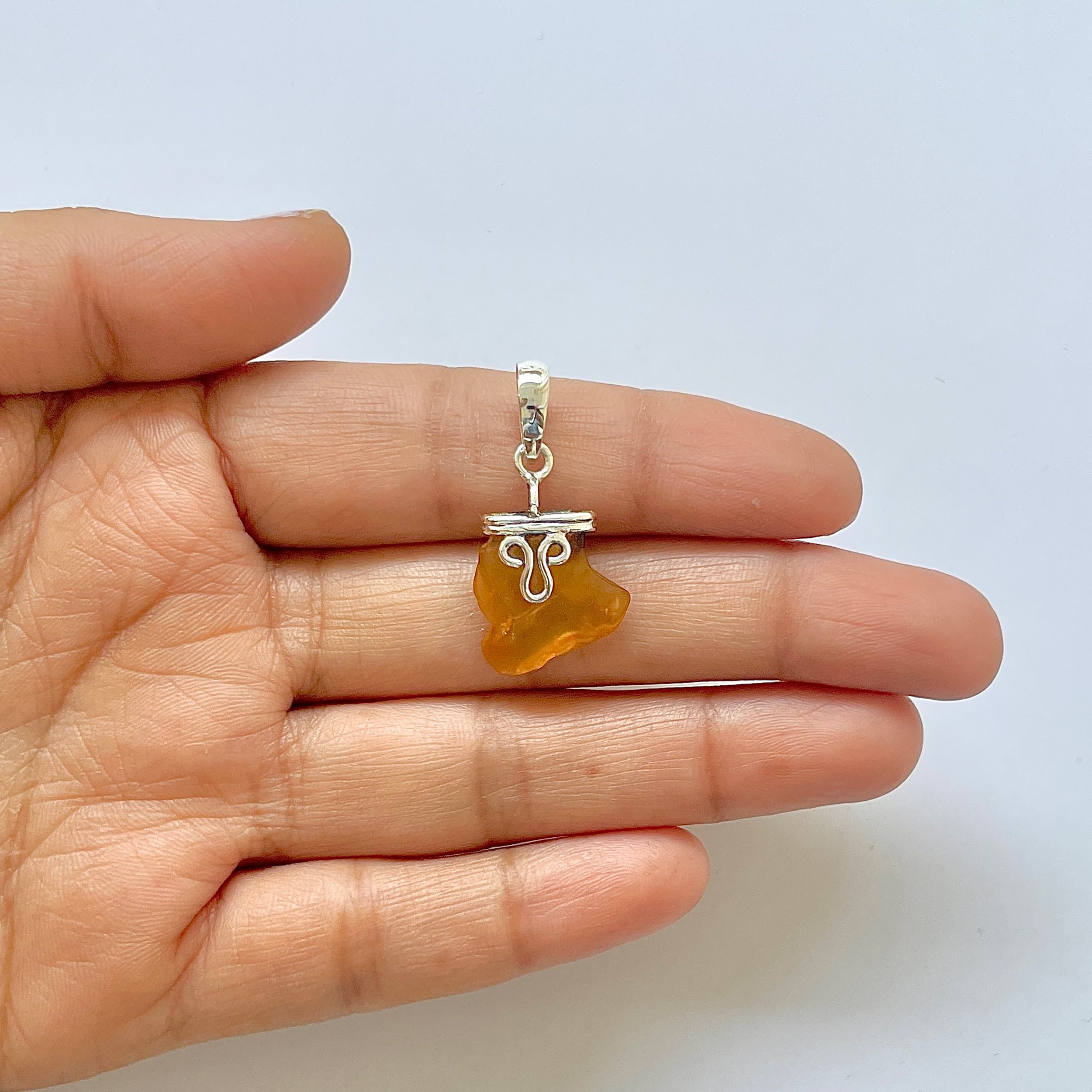 Amber Pendant-(AMB-1-8)