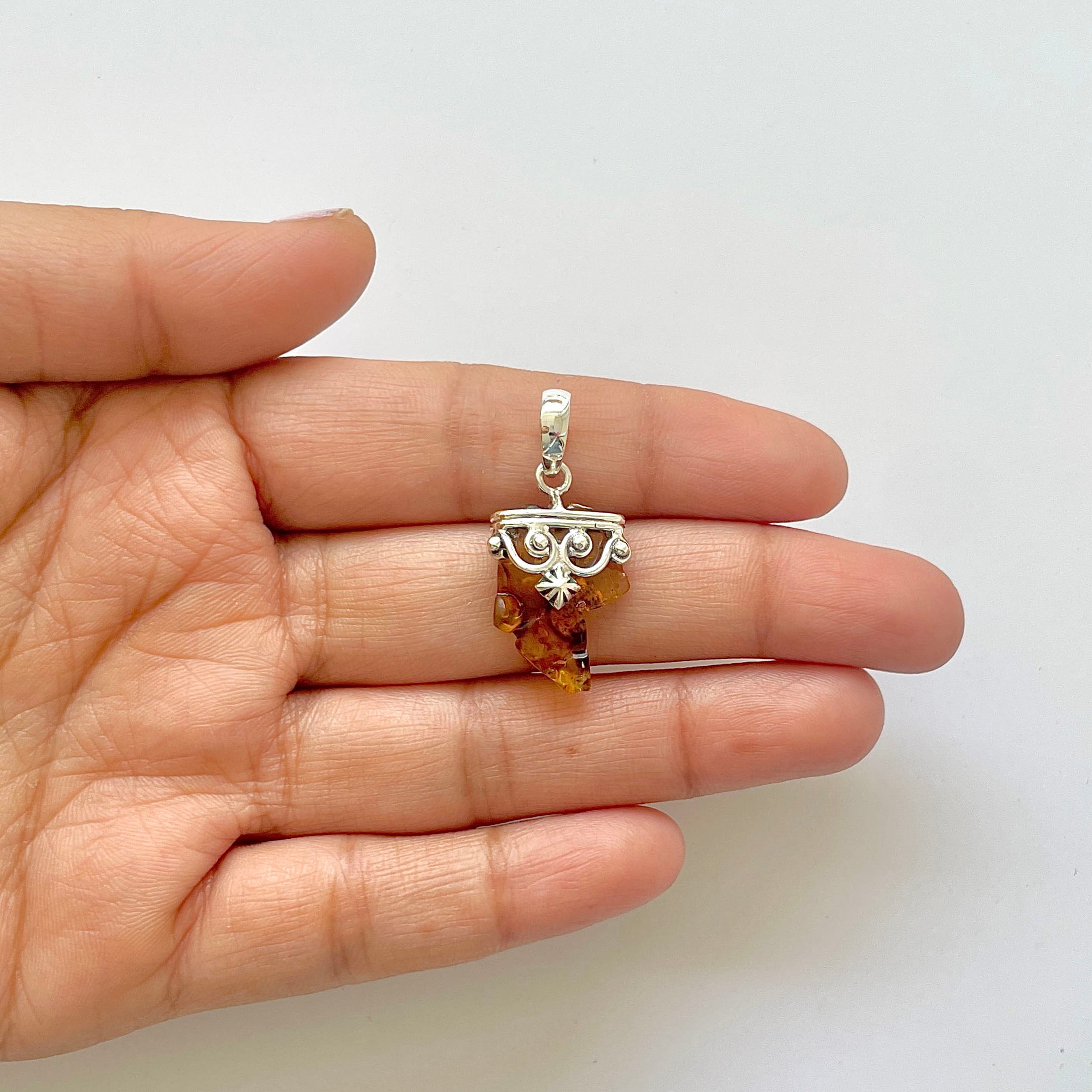 Amber Pendant-(AMB-1-81)