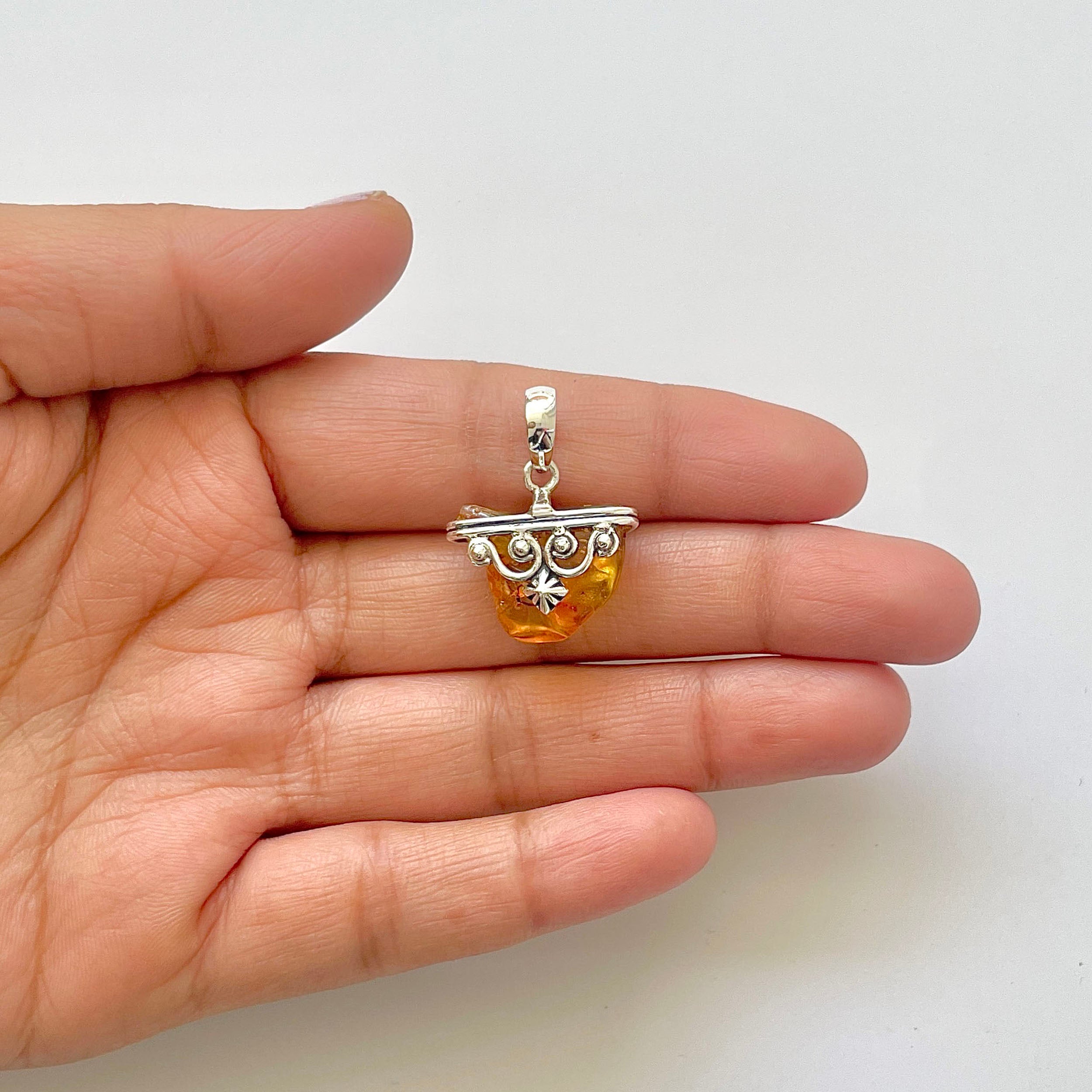 Amber Pendant-(AMB-1-82)