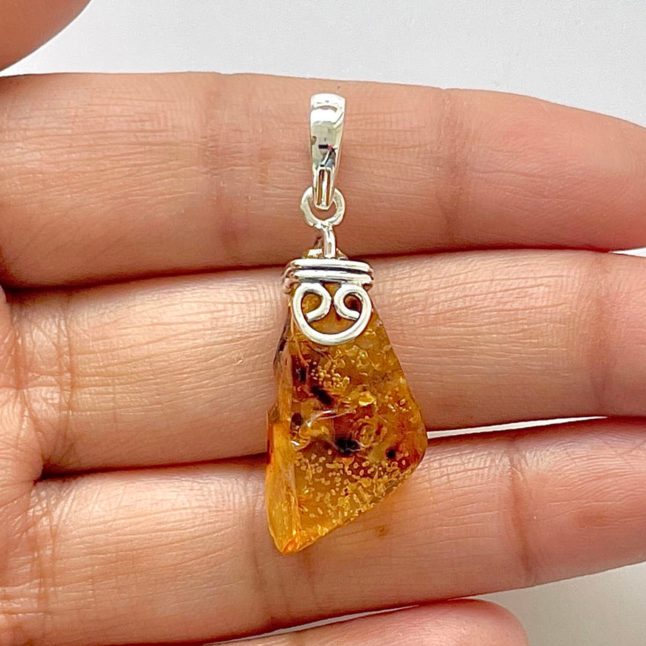 Amber Pendant-(AMB-1-96)