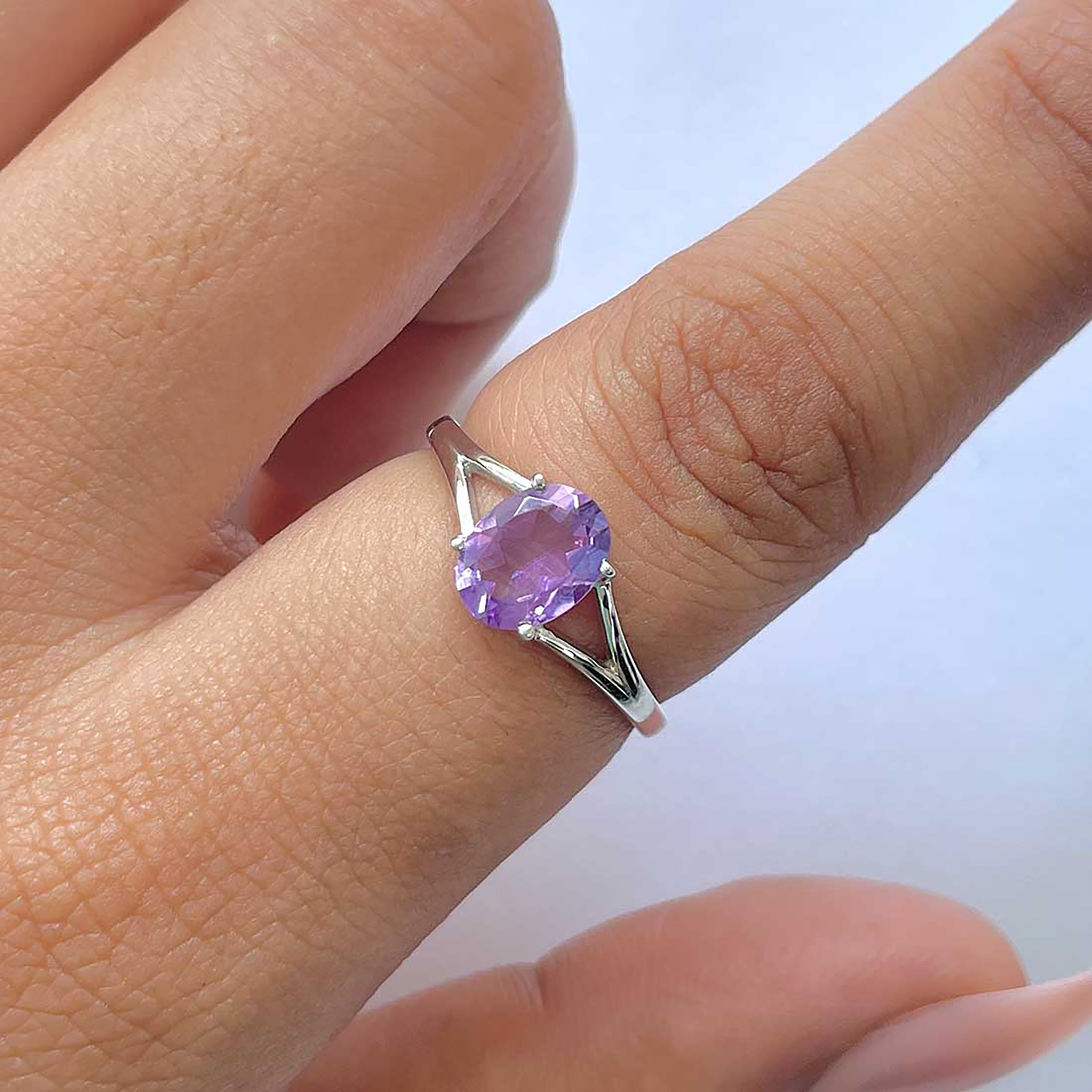 Amethyst Ring-(AMT-RDR-1908.)