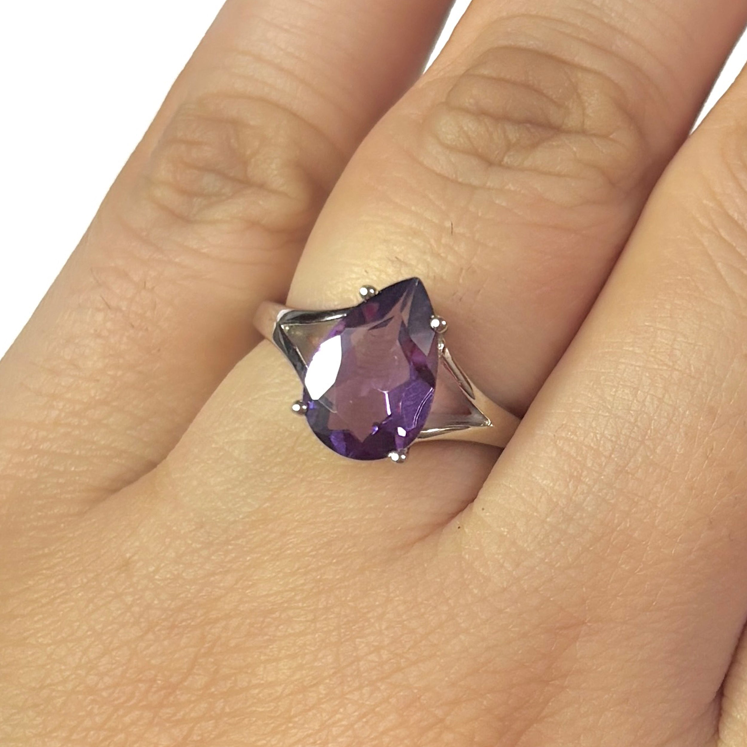 Amethyst Ring-(AMT-RDR-2123.)