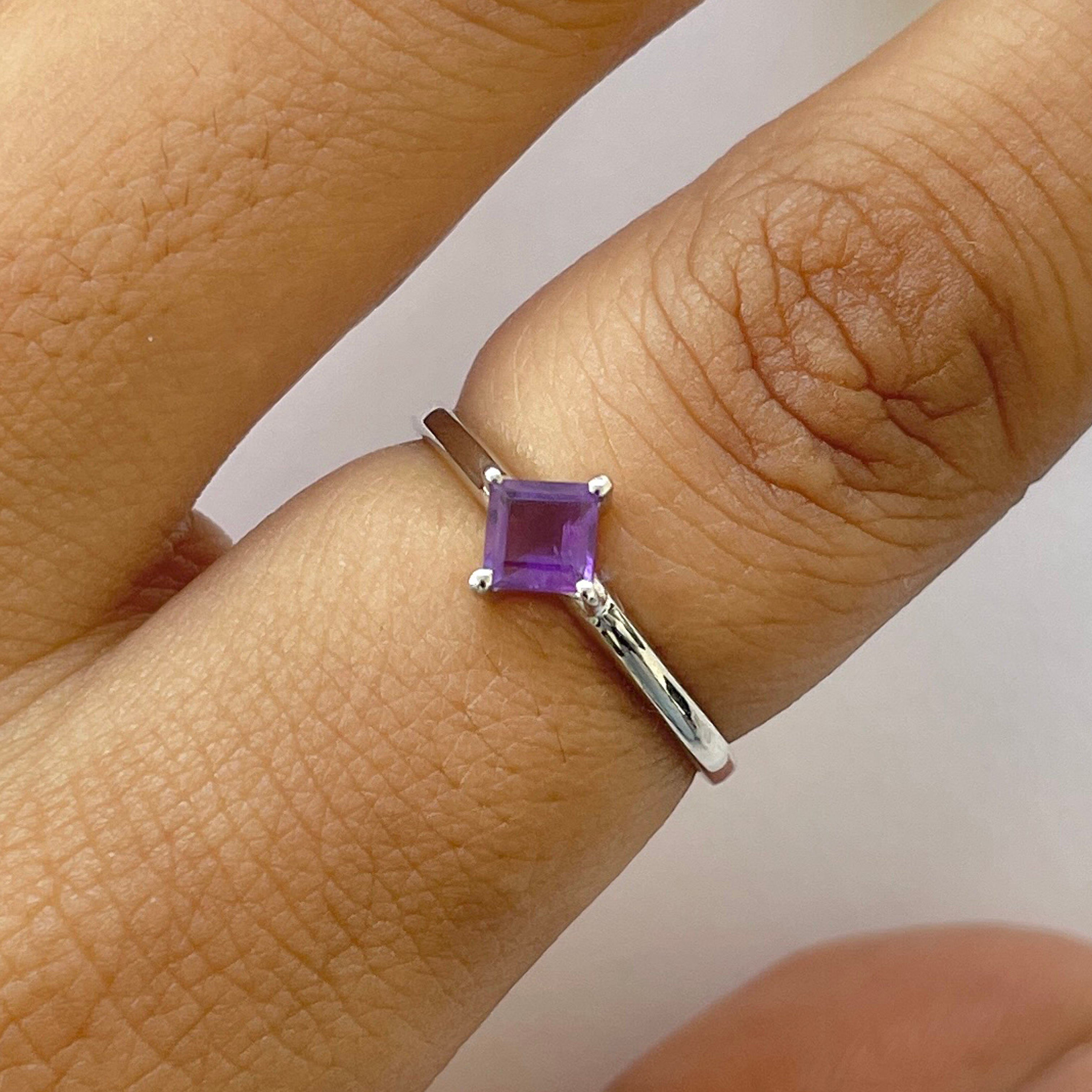 Amethyst Ring-(AMT-RDR-2464.)
