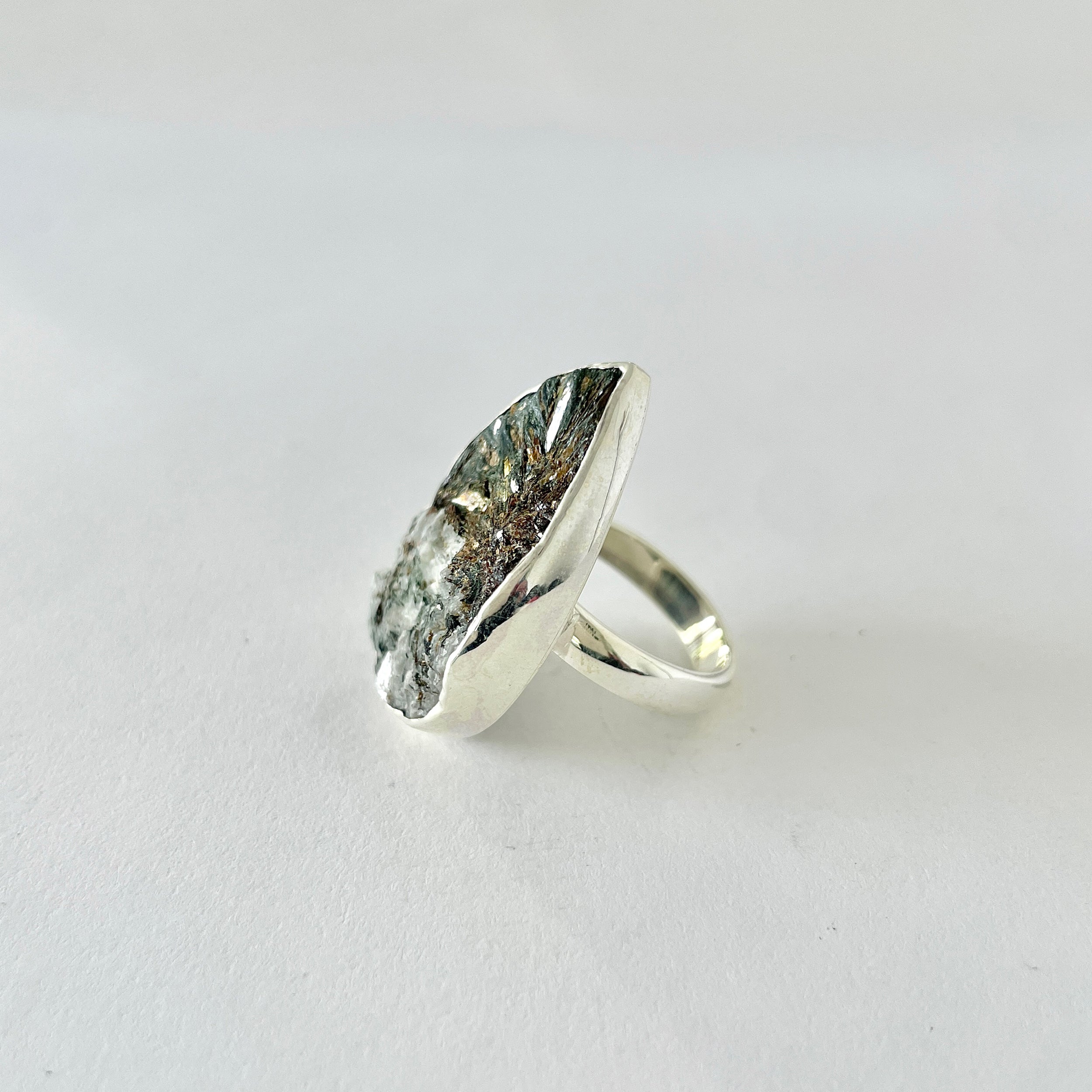 Astrophyllite Ring-(AST-2-30)