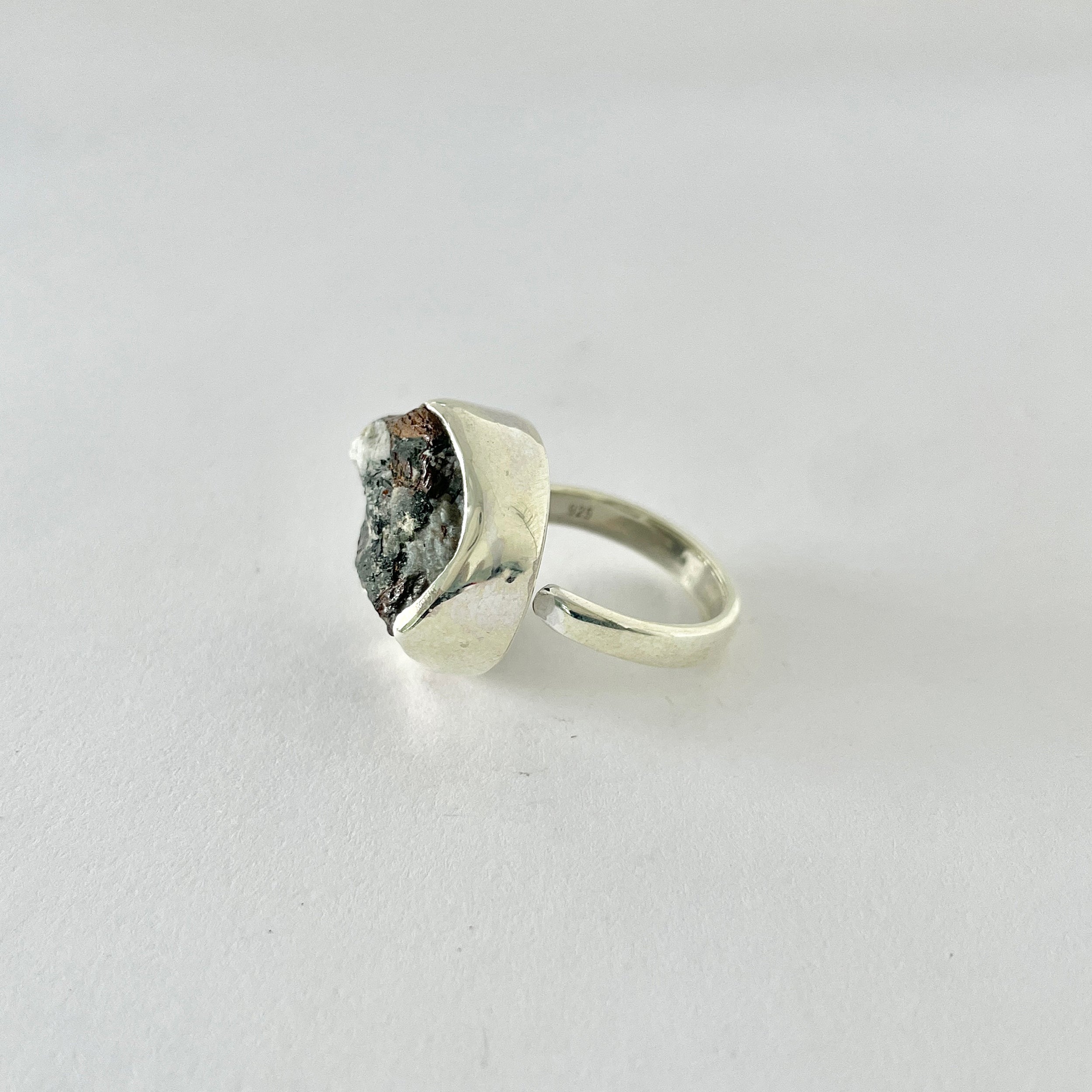 Astrophyllite Ring-(AST-2-33)
