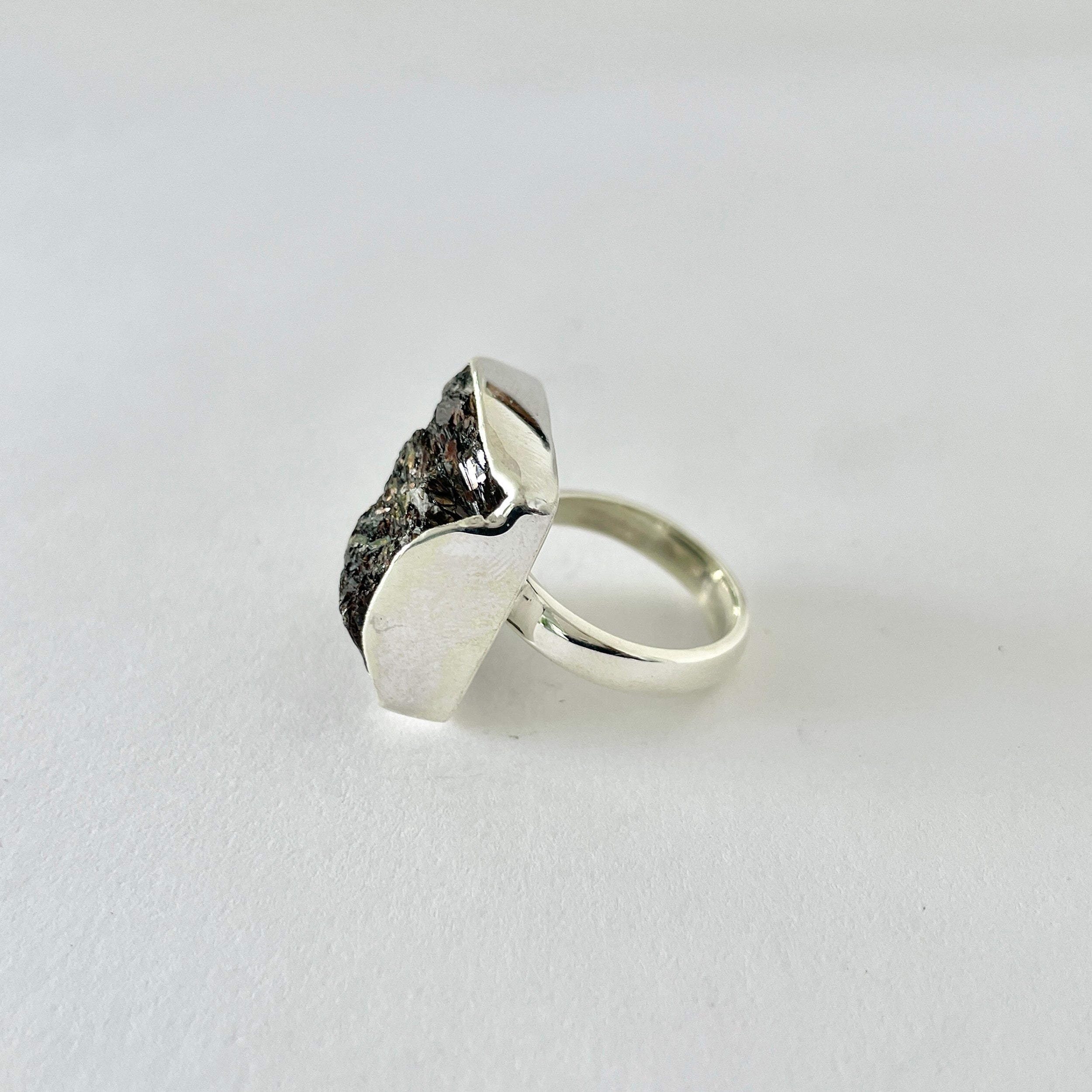 Astrophyllite Ring-(AST-2-77)