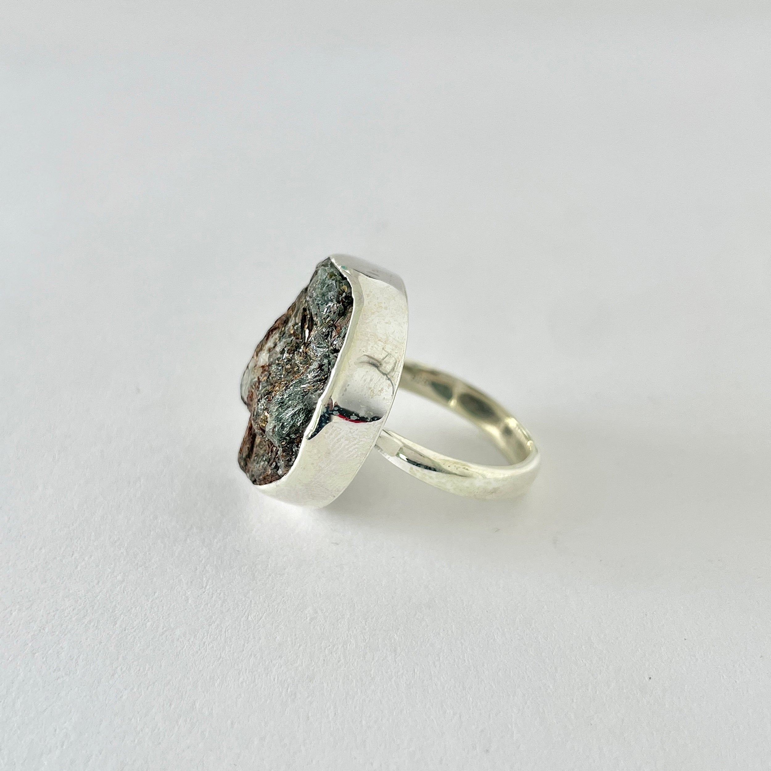 Astrophyllite Ring-(AST-2-82)