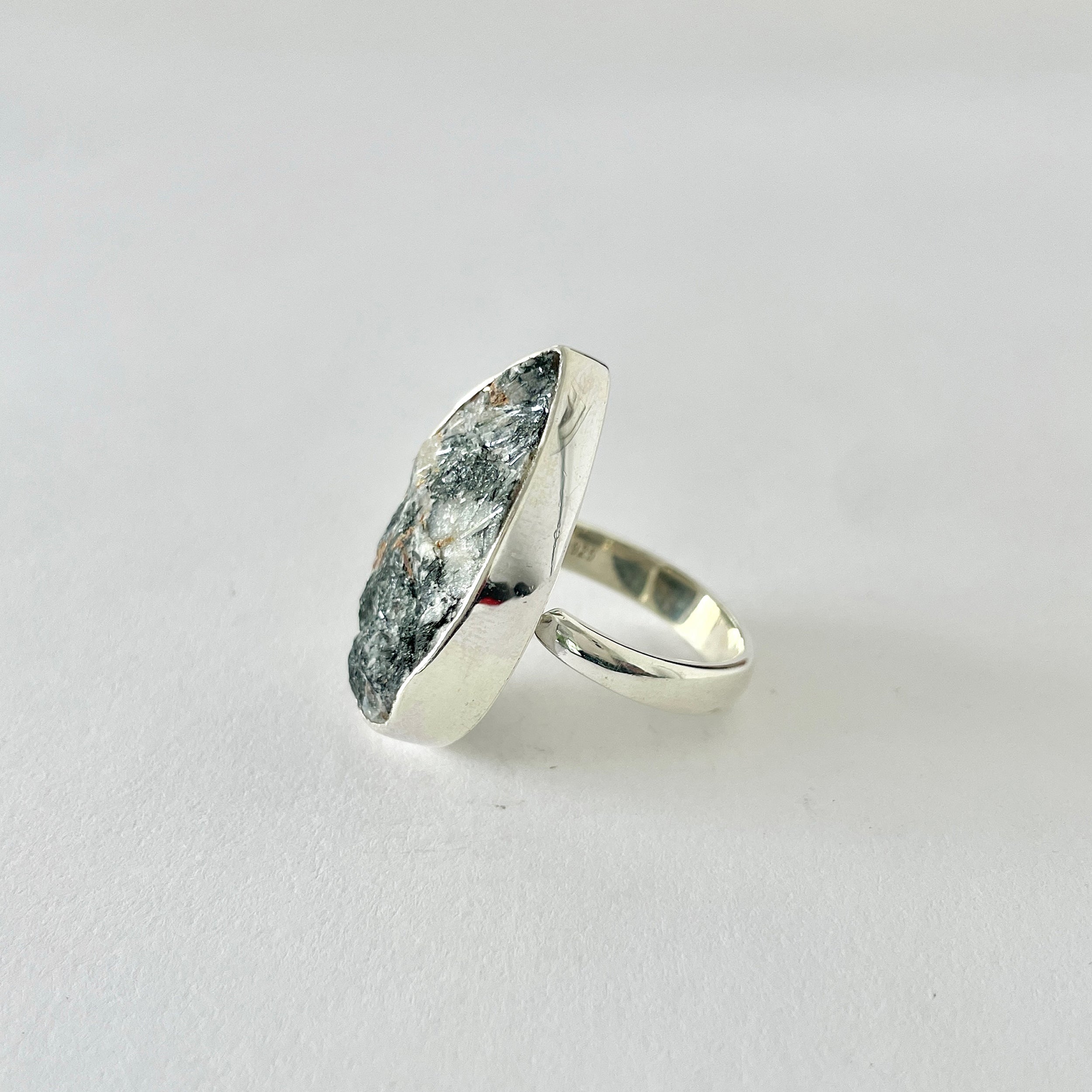 Astrophyllite Ring-(AST-2-88)