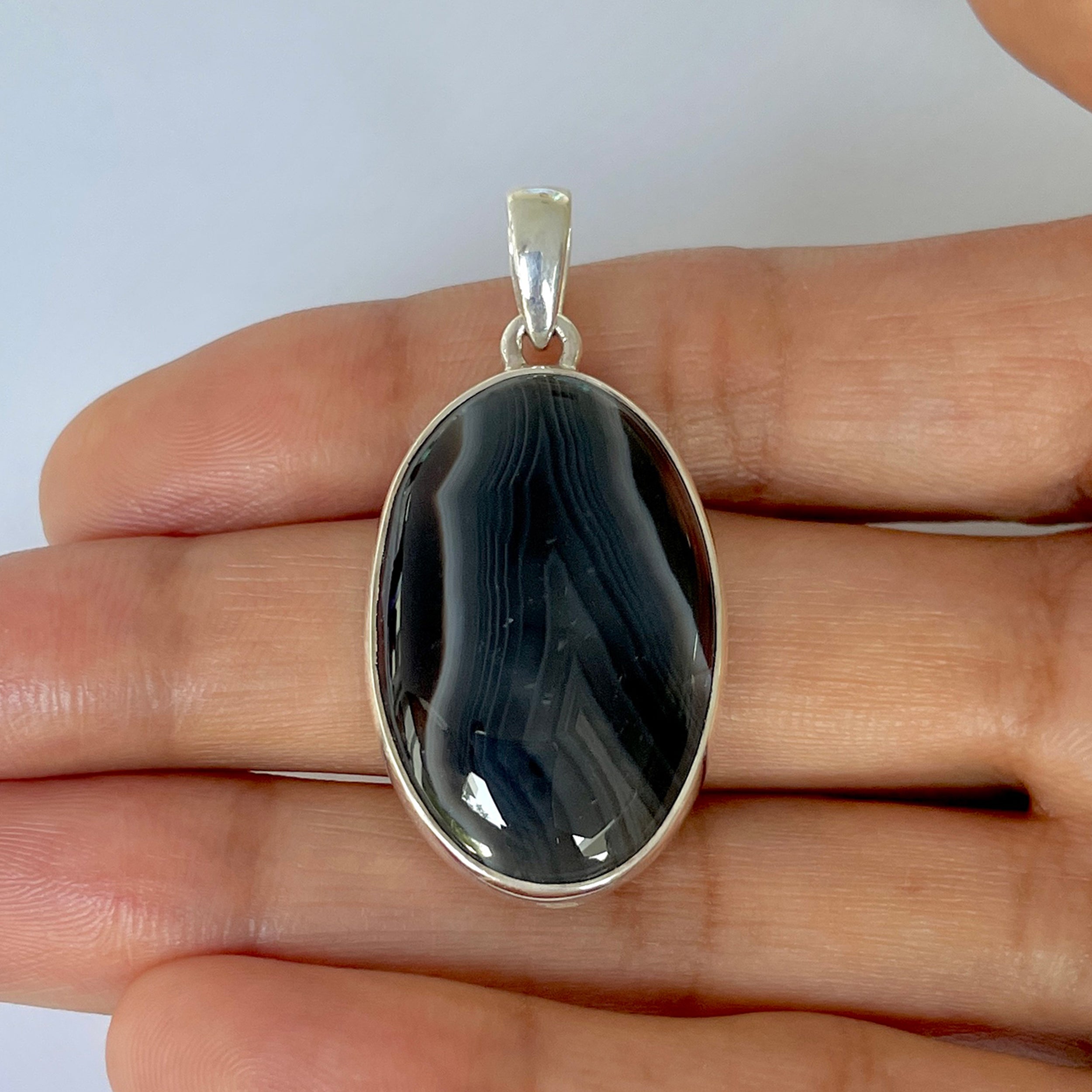 Banded Agate Pendant-(BAG-1-10)