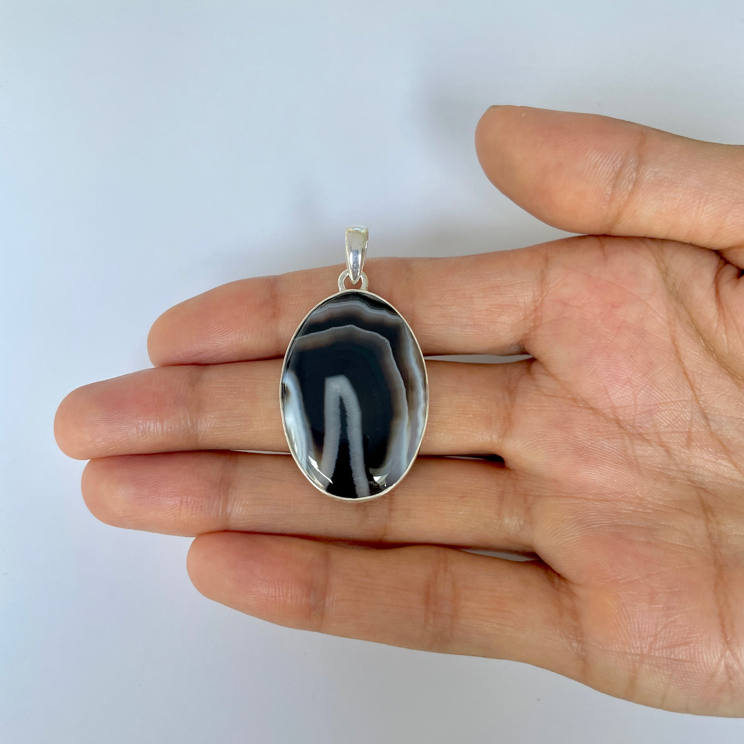 Banded Agate Pendant-(BAG-1-21)