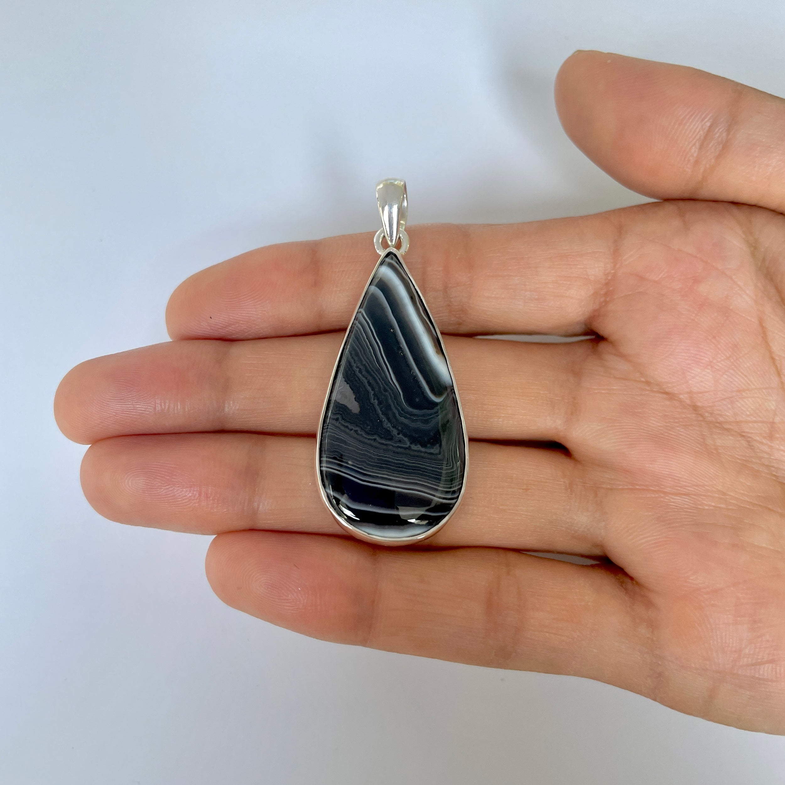 Banded Agate Pendant-(BAG-1-25)