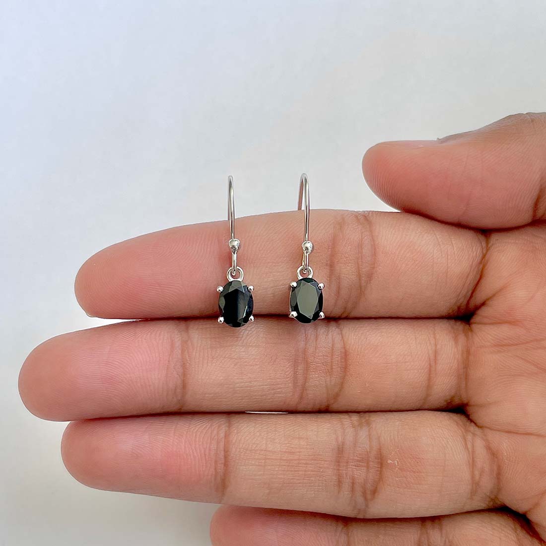 Black Tourmaline Earring-(BLS-RDE-670)