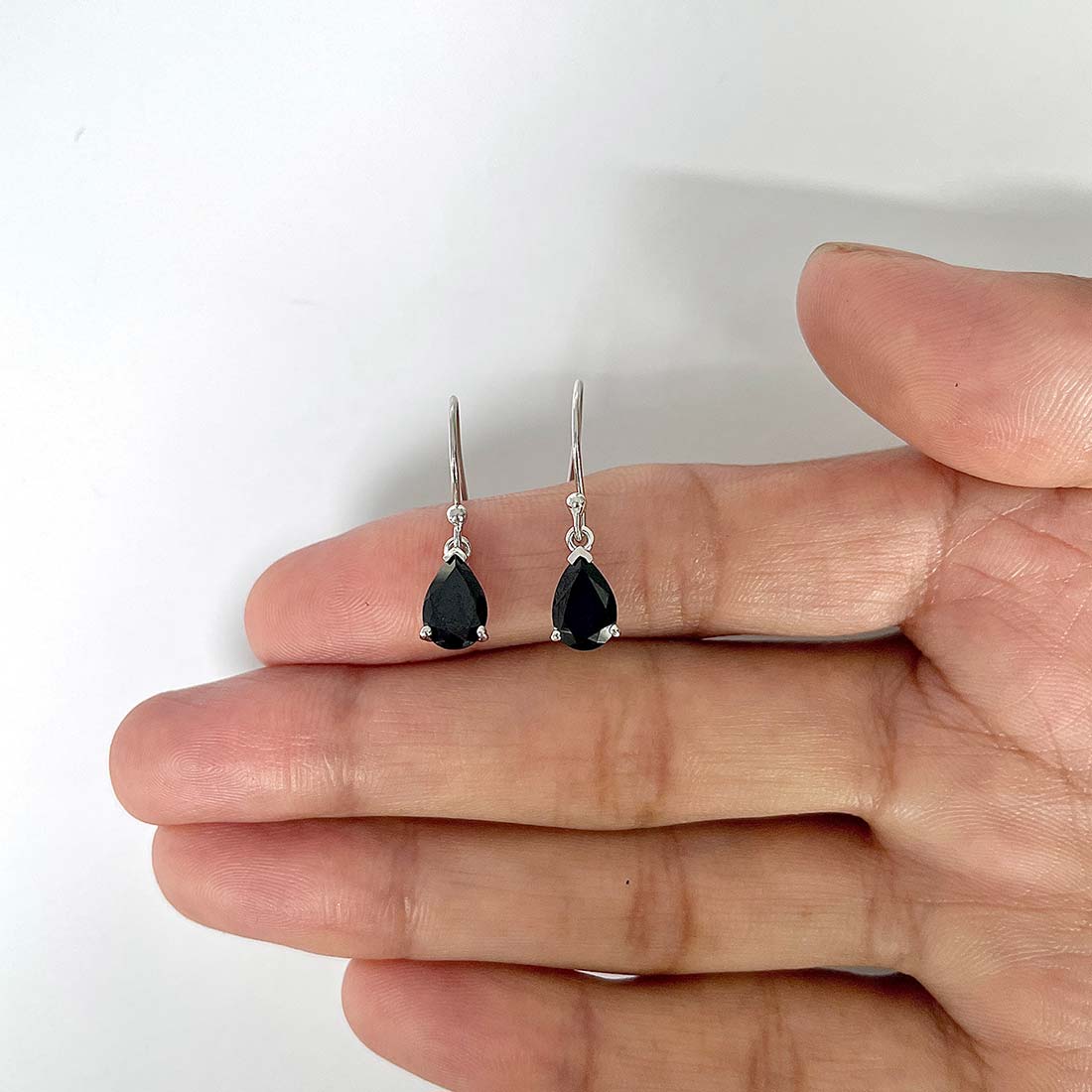 Black Tourmaline Earring-(BLS-RDE-677)