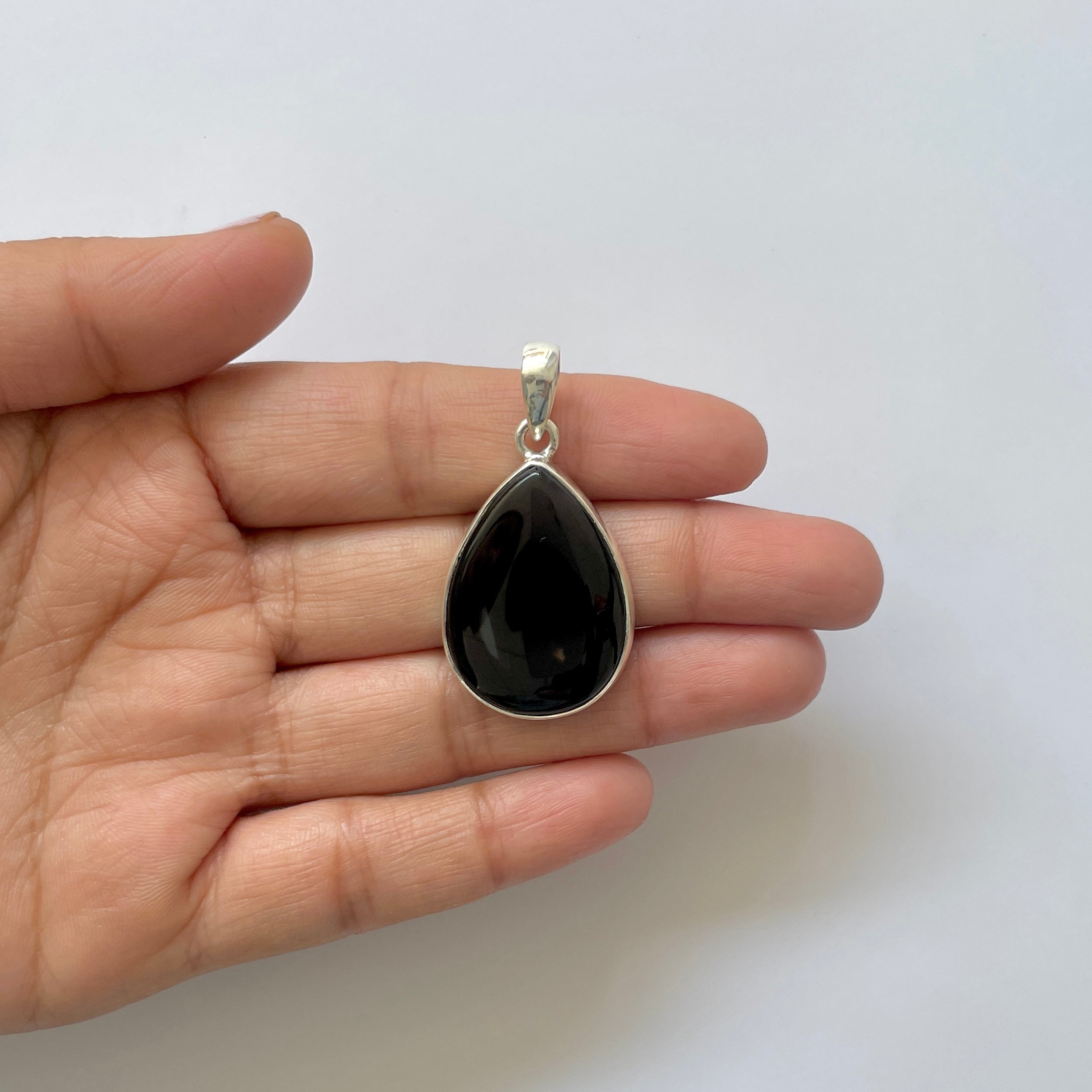 Black Onyx Pendant-(BOX-1-17)