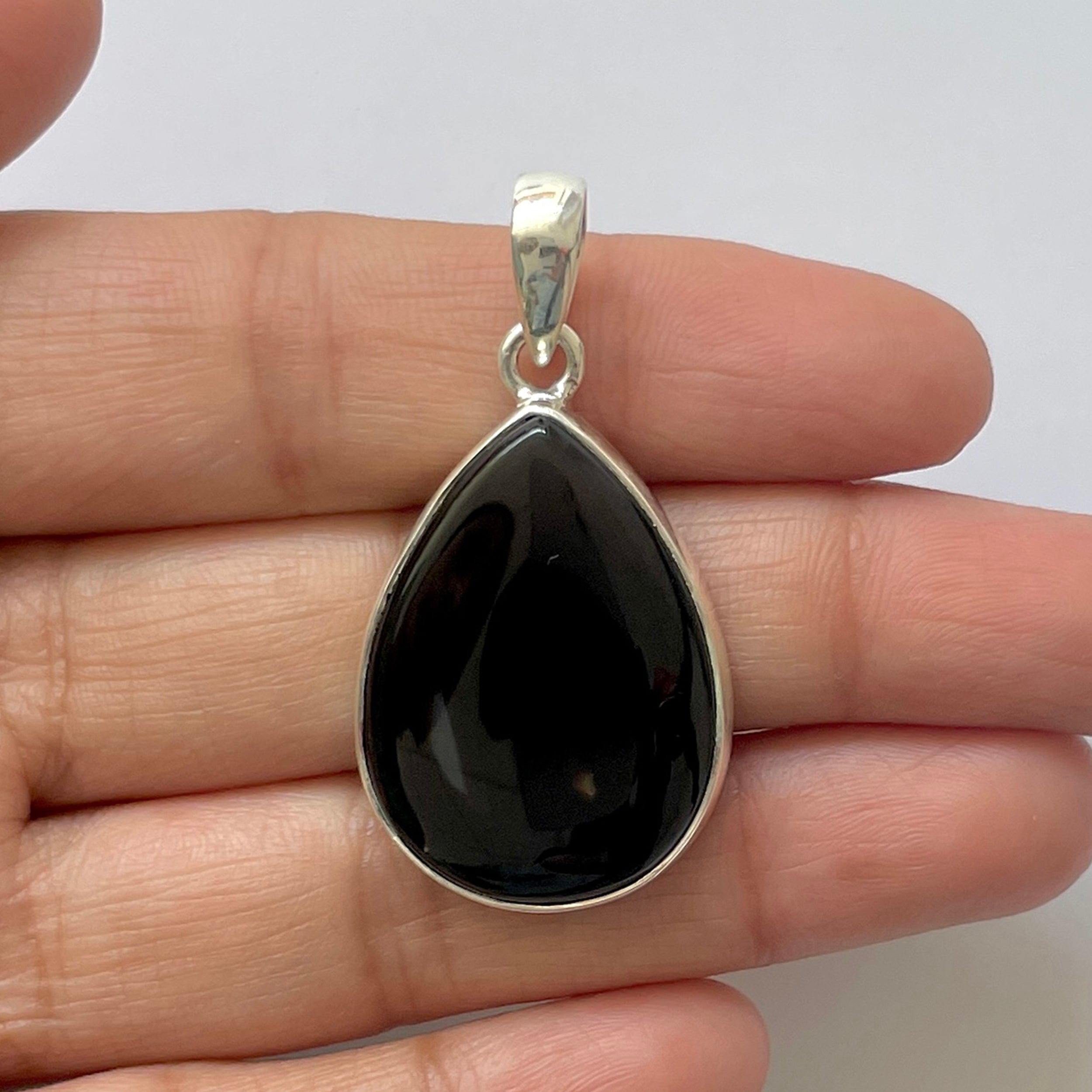 Black Onyx Pendant-(BOX-1-17)