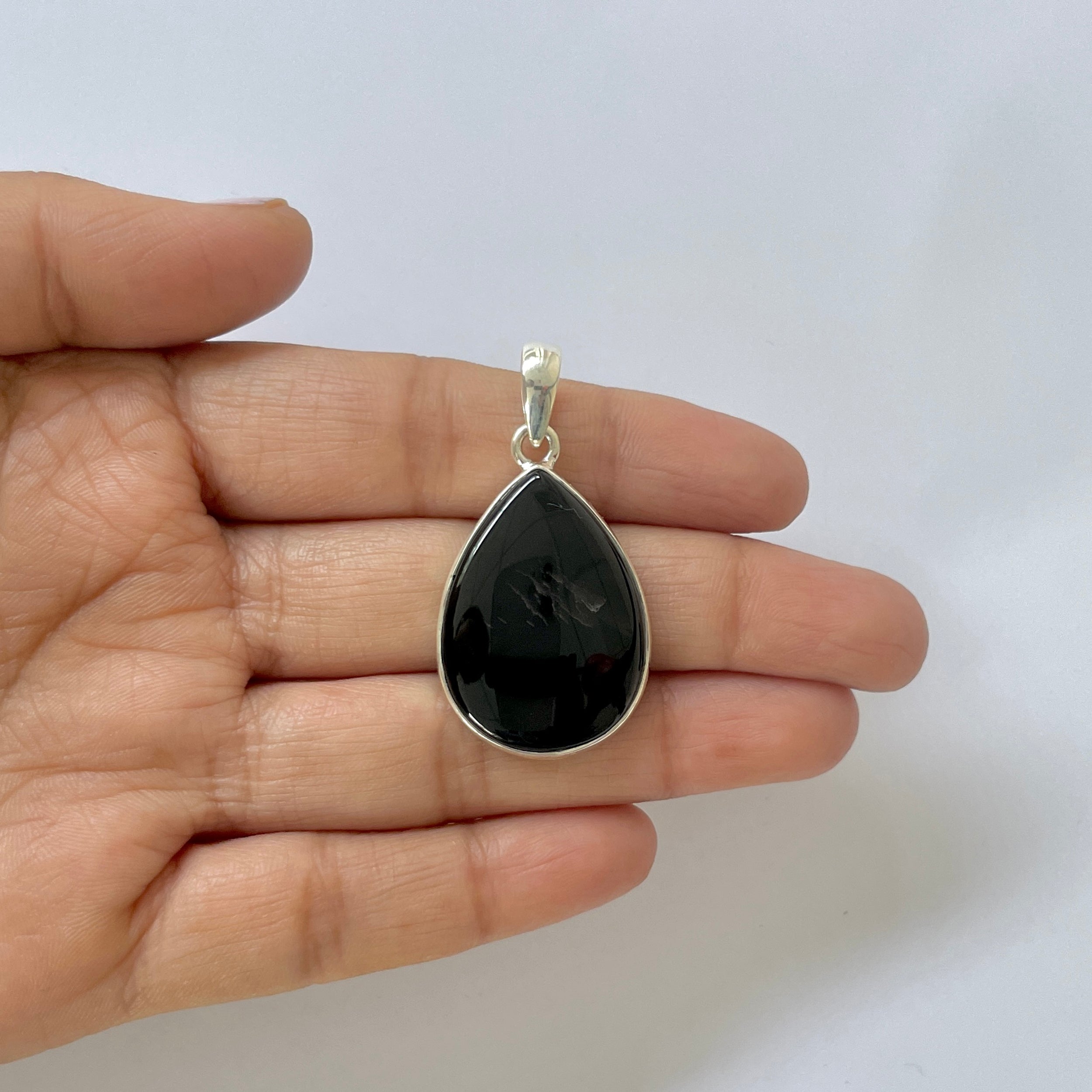 Black Onyx Pendant-(BOX-1-18)