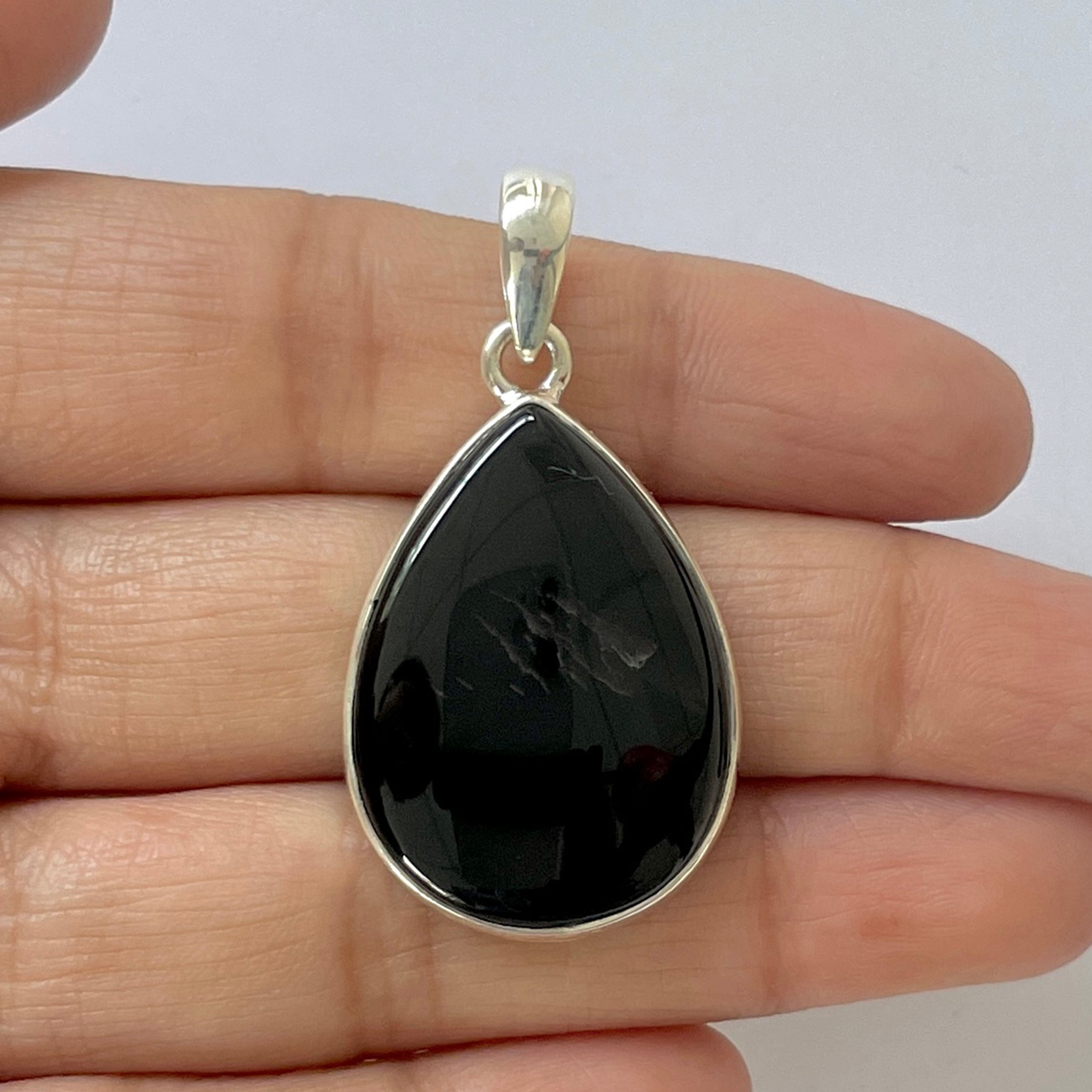 Black Onyx Pendant-(BOX-1-18)
