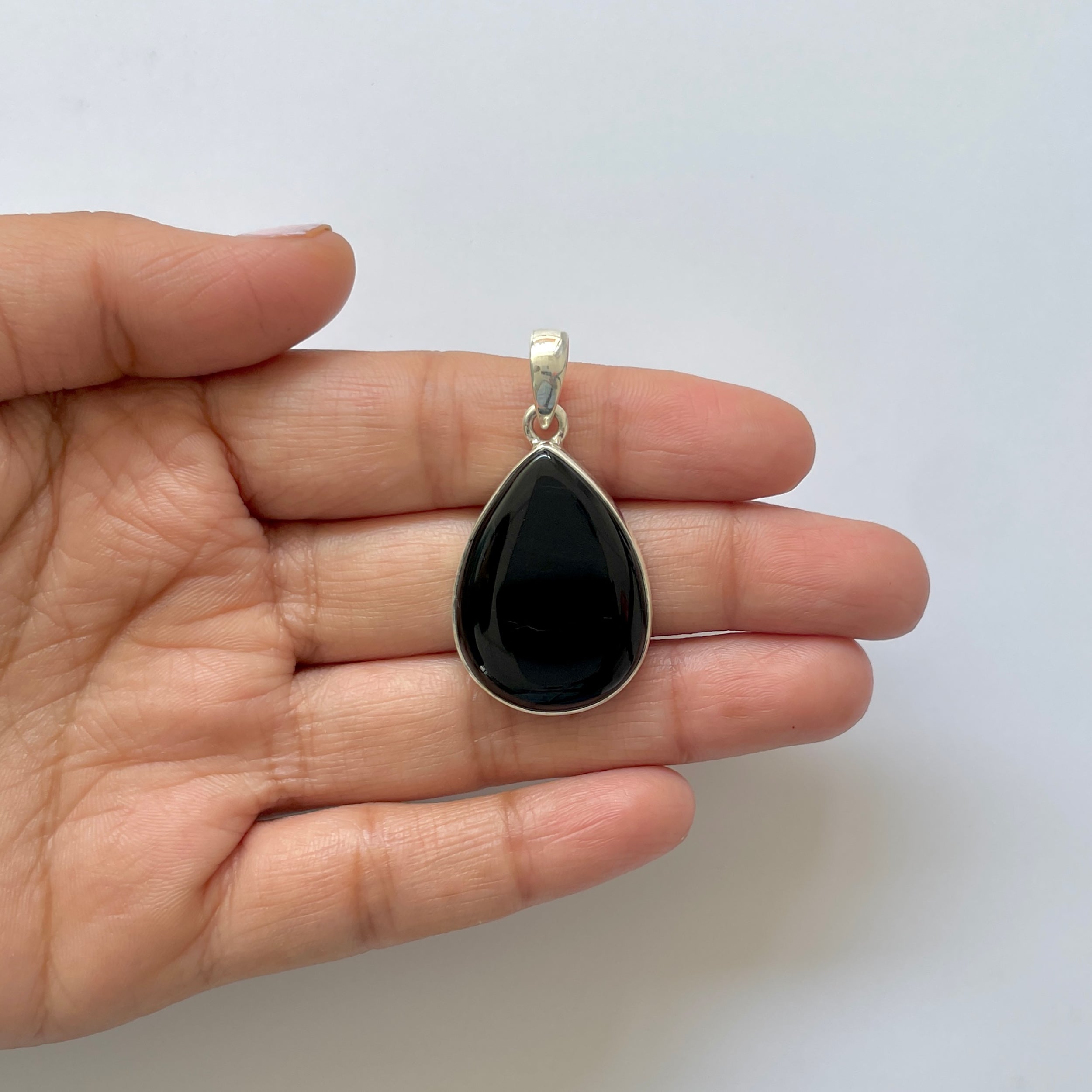 Black Onyx Pendant-(BOX-1-22)