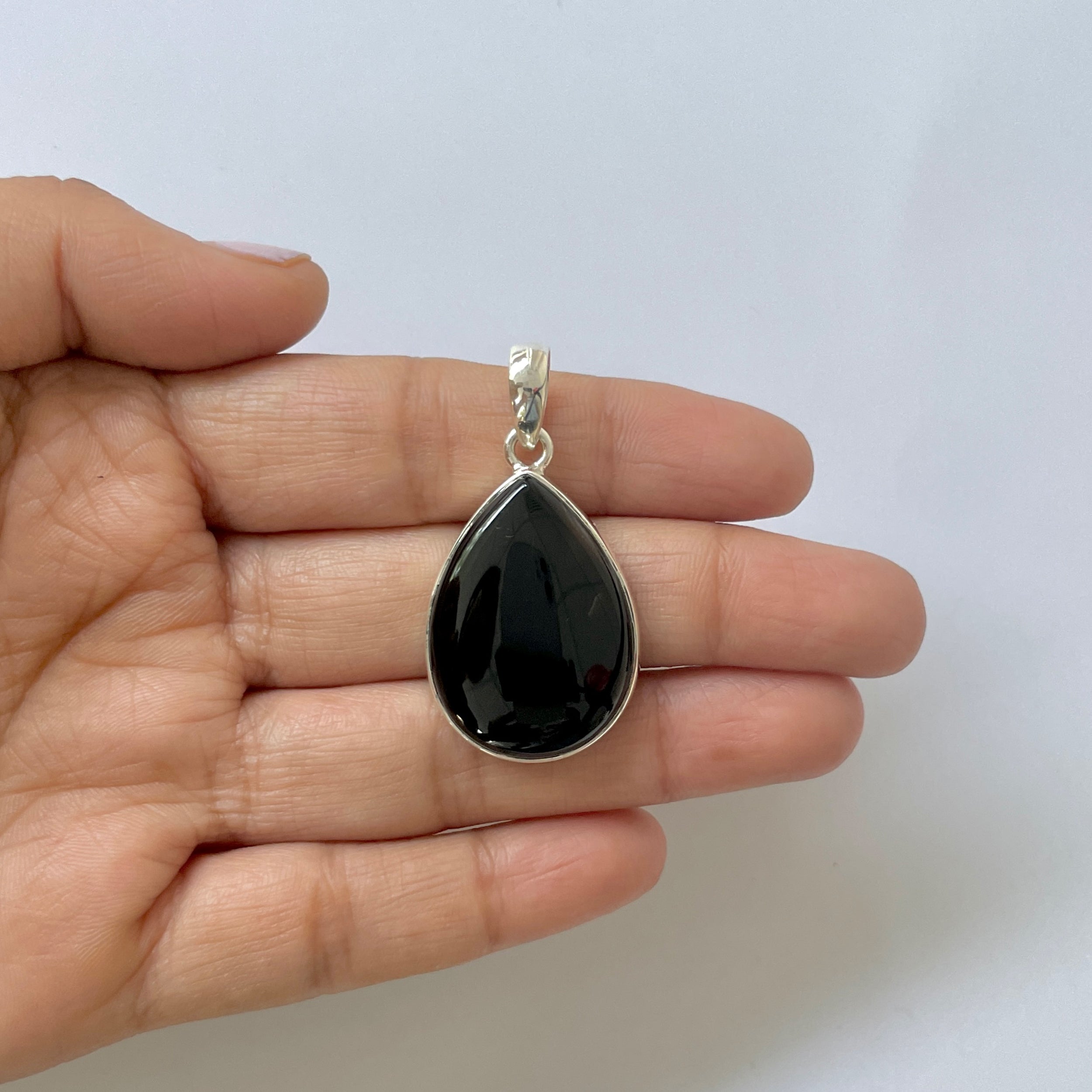 Black Onyx Pendant-(BOX-1-23)