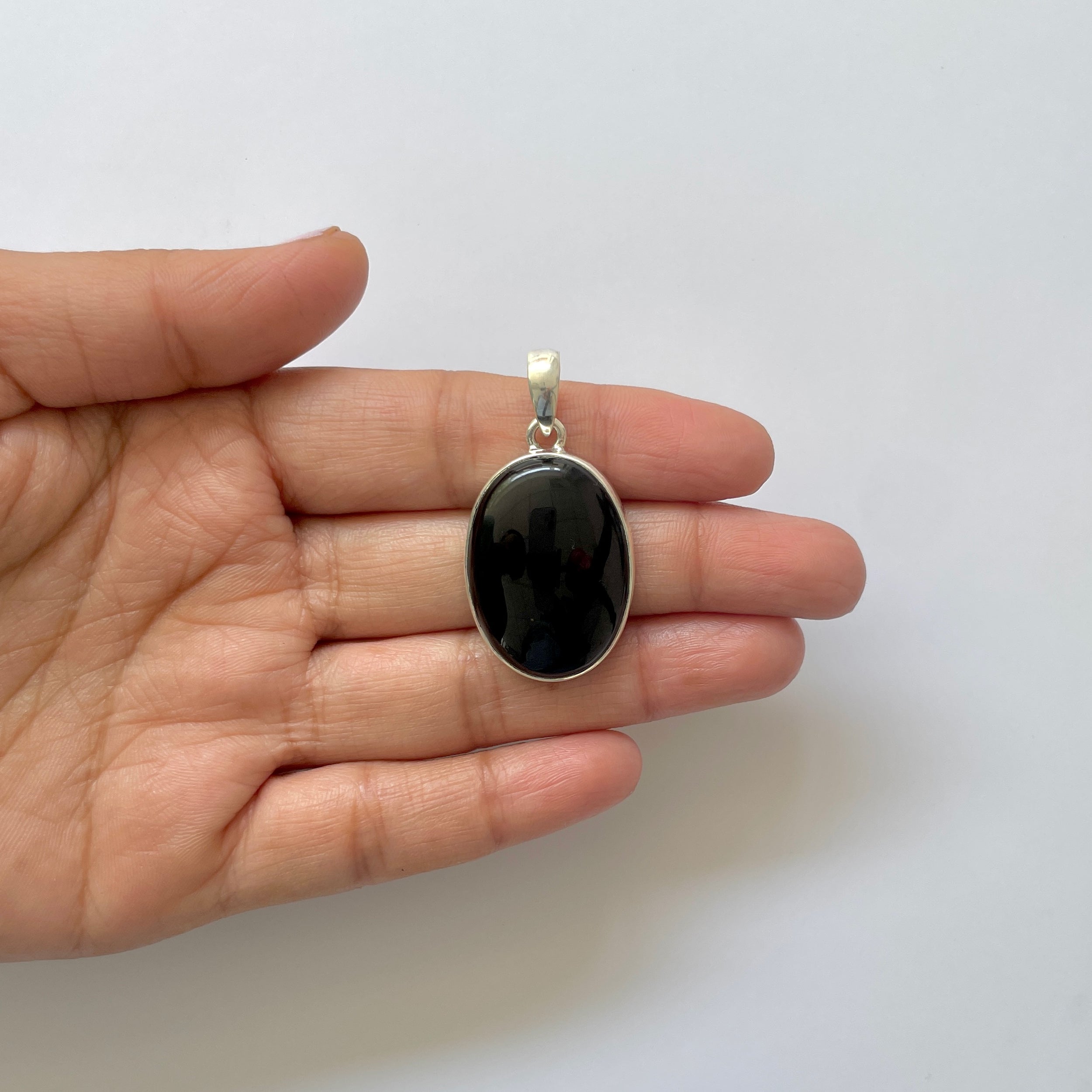 Black Onyx Pendant-(BOX-1-25)