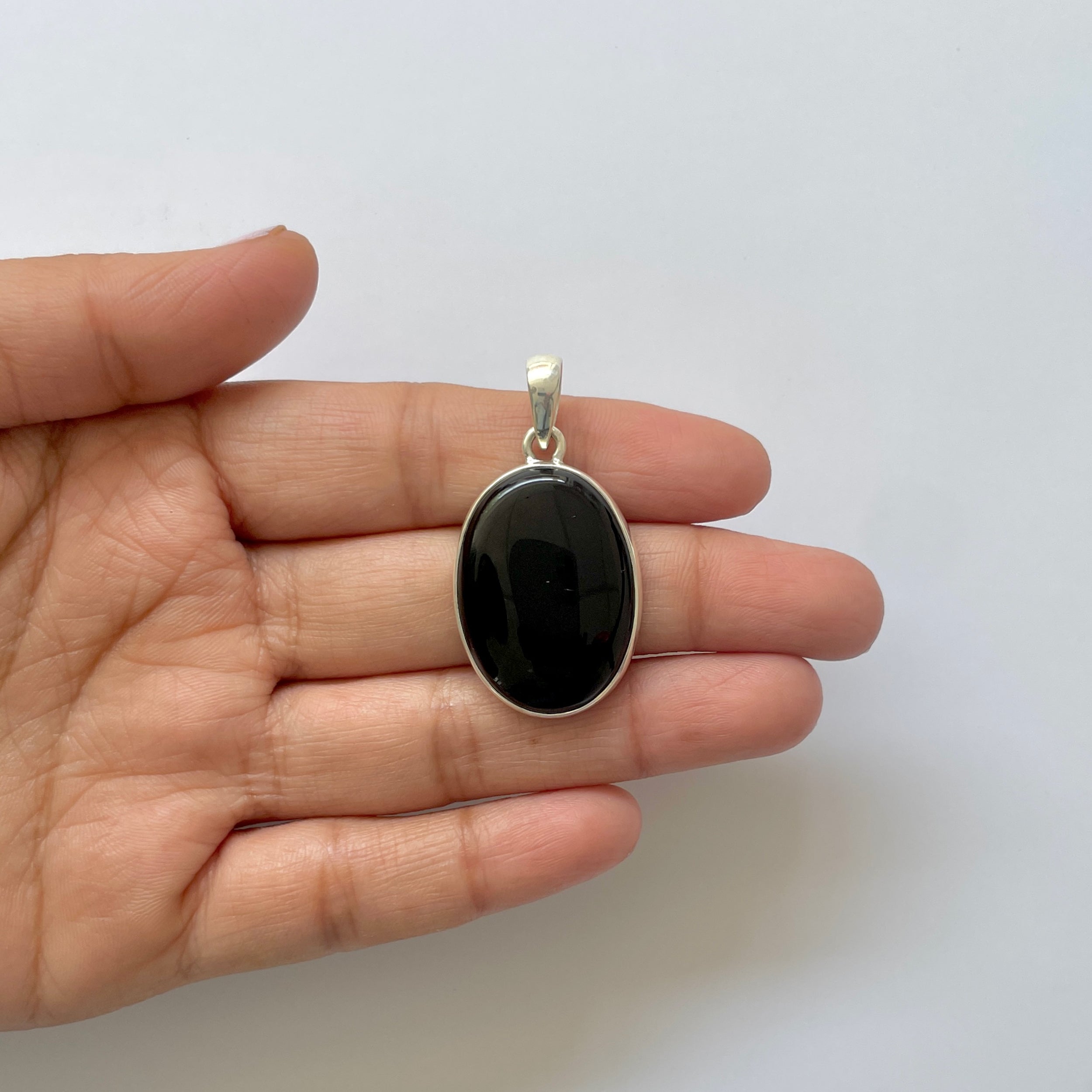 Black Onyx Pendant-(BOX-1-27)