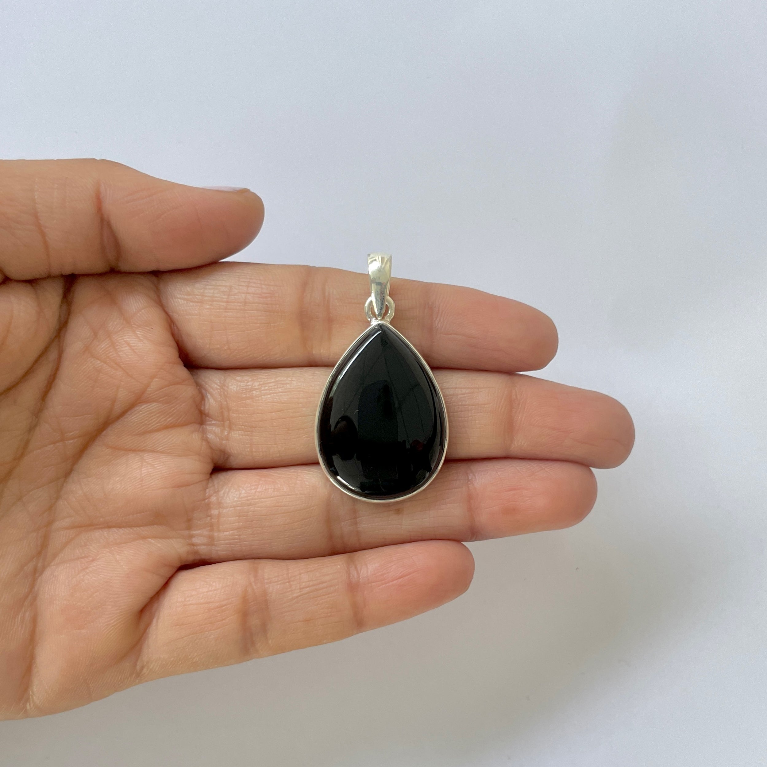 Black Onyx Pendant-(BOX-1-29)