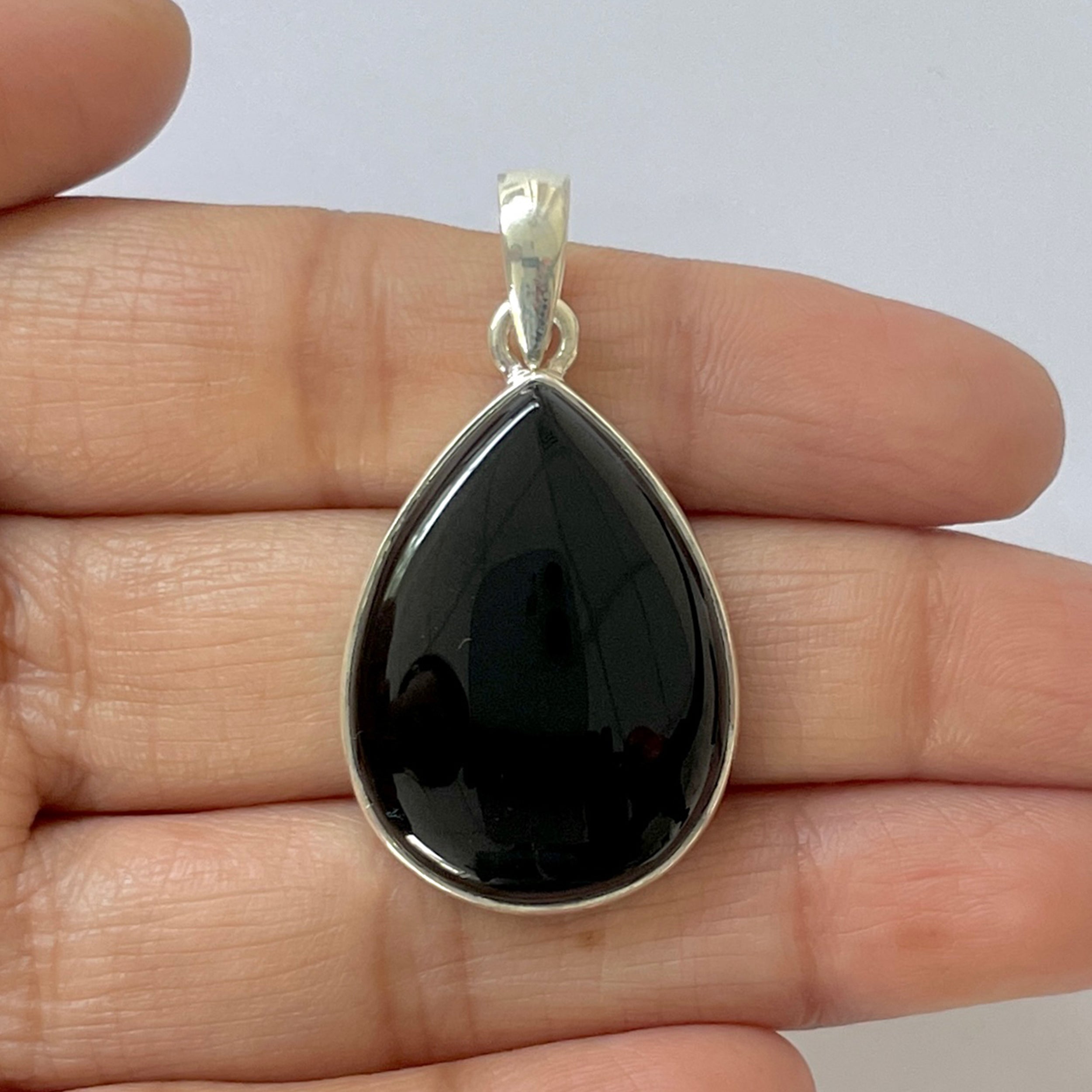 Black Onyx Pendant-(BOX-1-29)