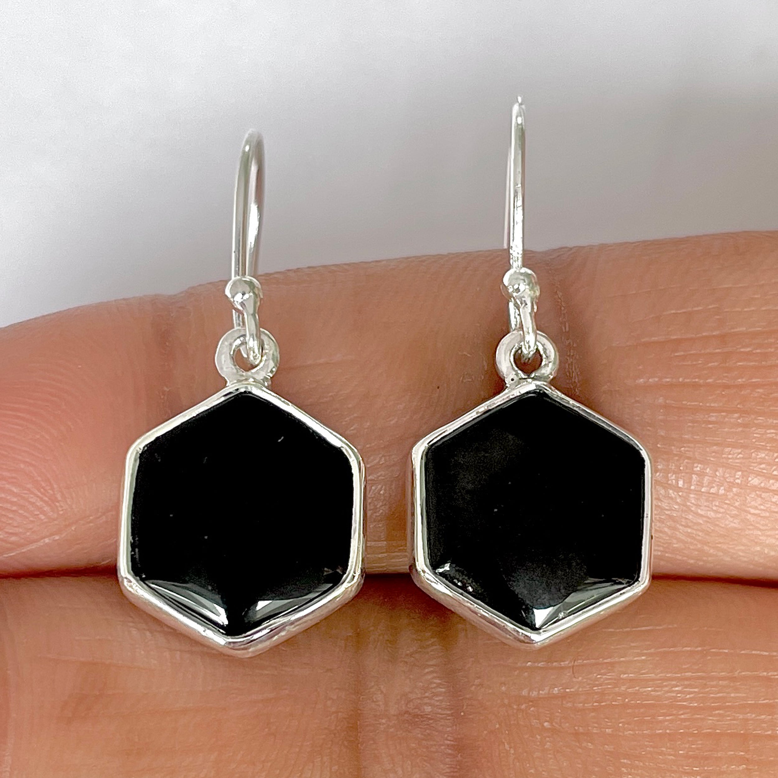 Black Onyx Earring-(BOX-3-10)