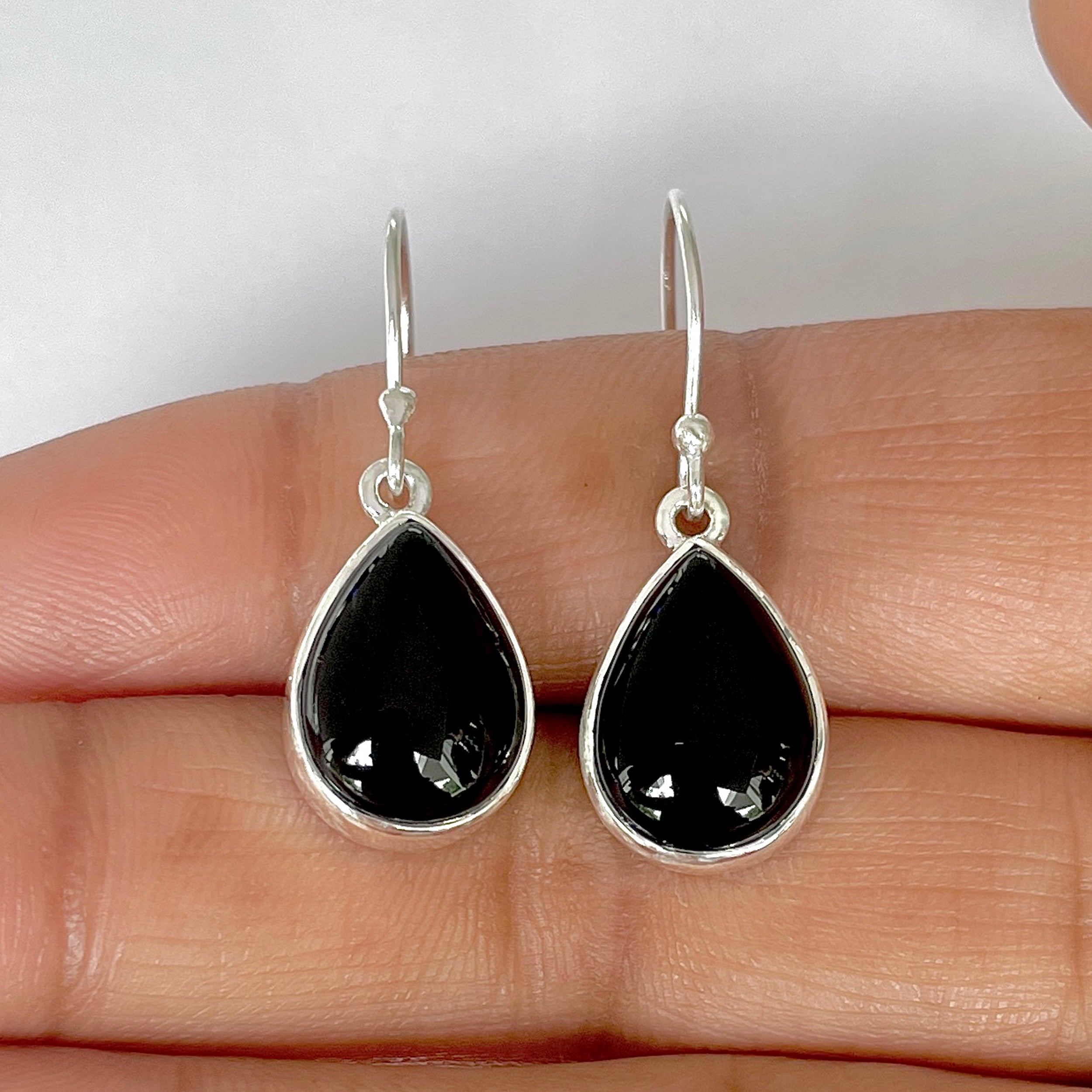 Black Onyx Earring-(BOX-3-25)