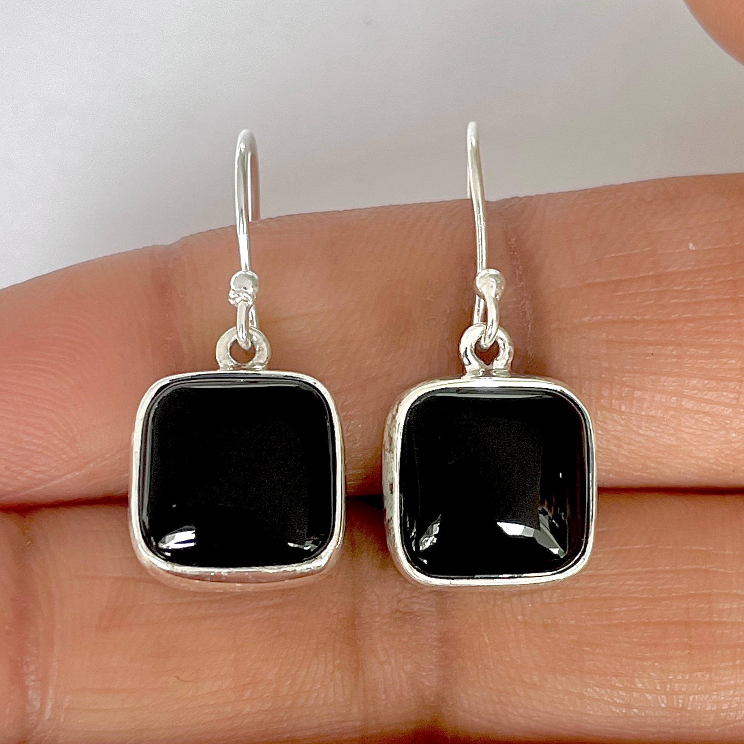 Black Onyx Earring-(BOX-3-31)