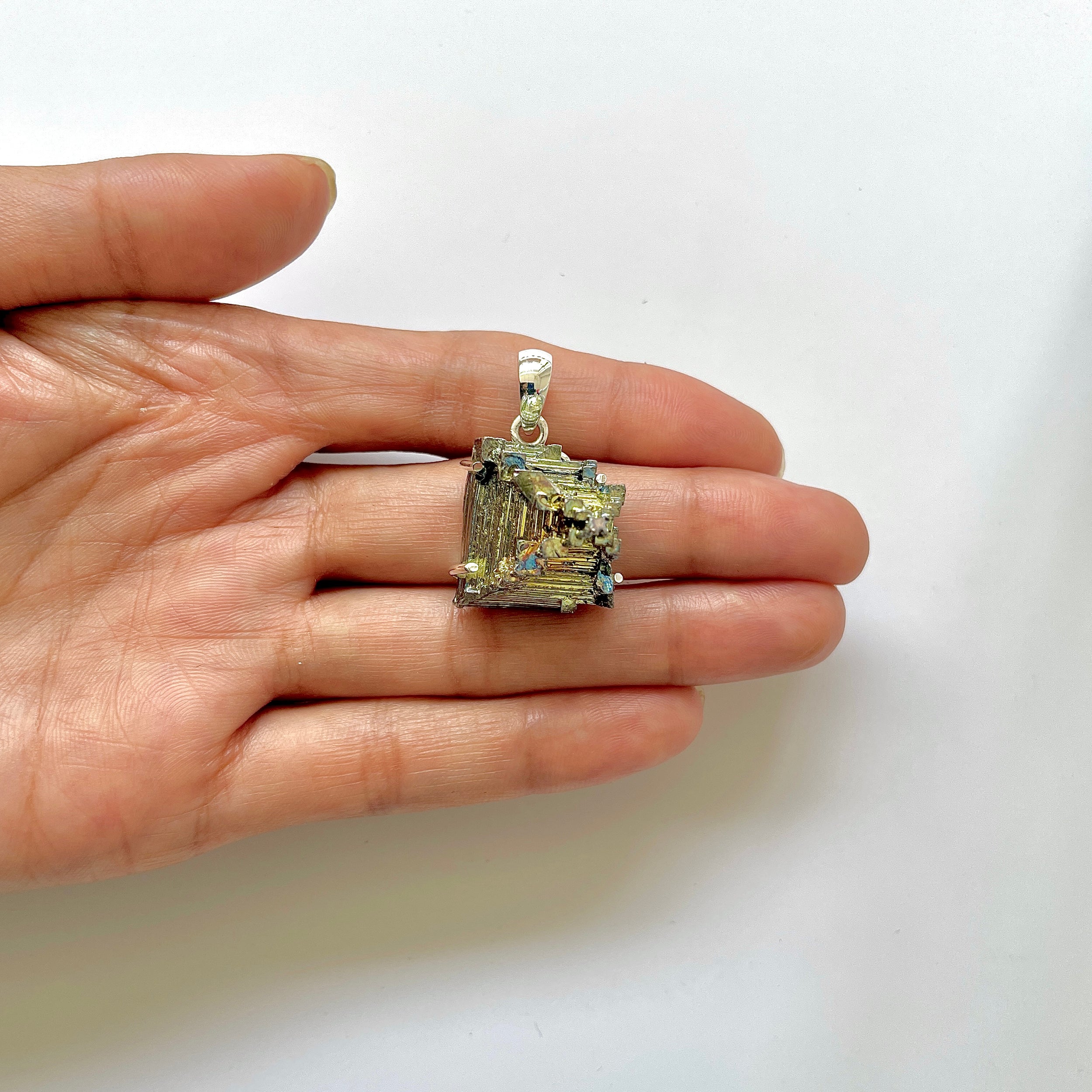 Bismuth Pendant-(BSM-1-21)