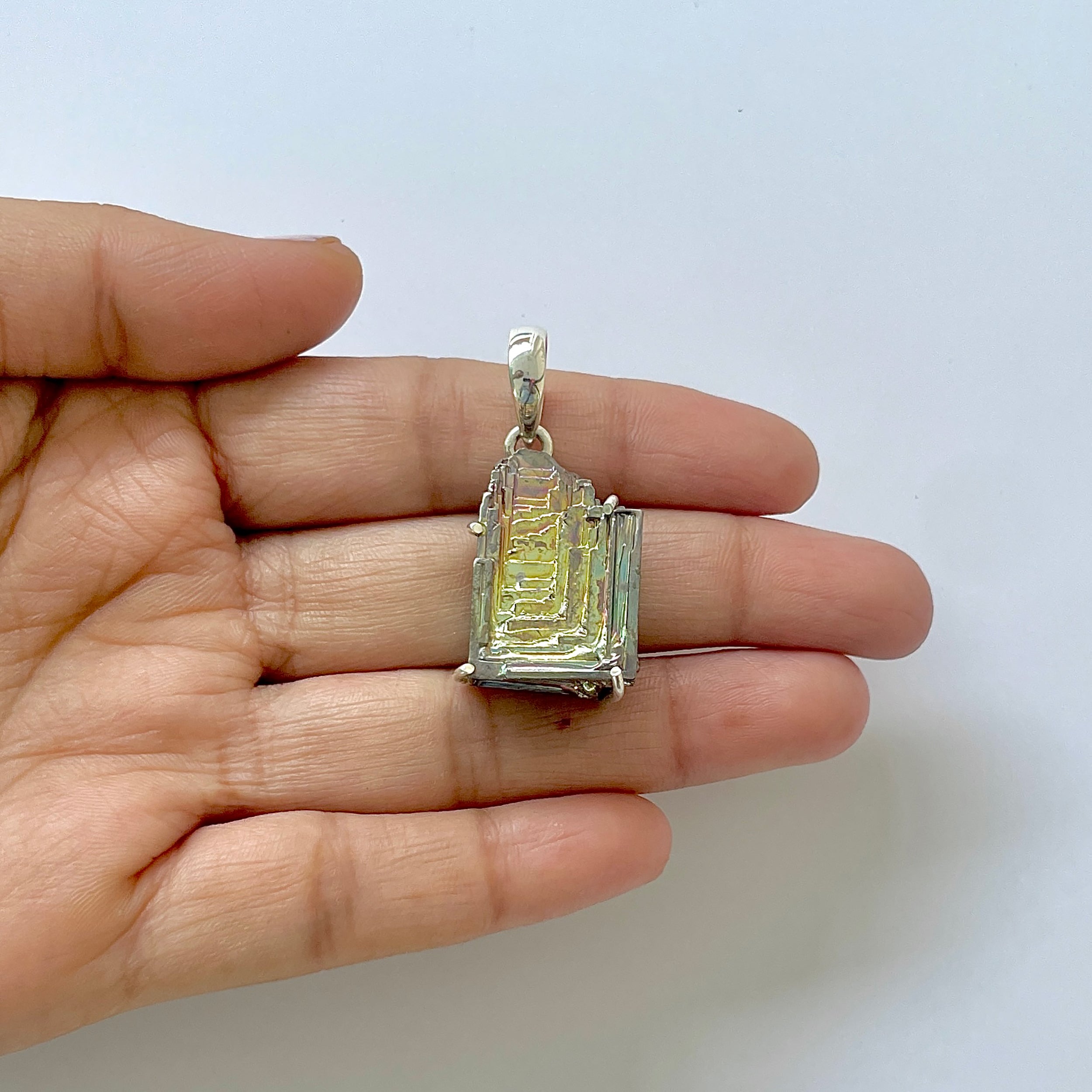 Bismuth Pendant-(BSM-1-62)