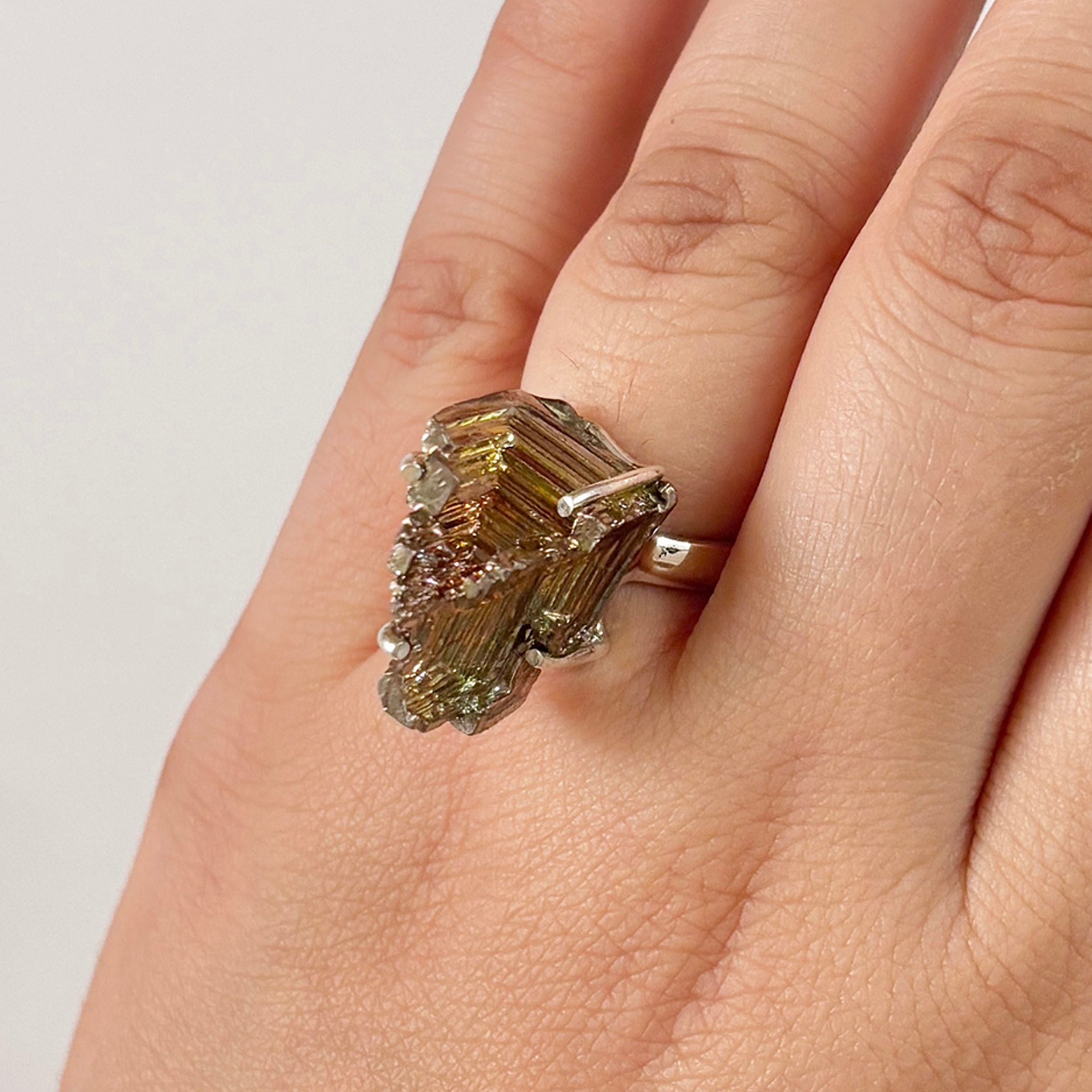 Bismuth Ring-(BSM-2-6)