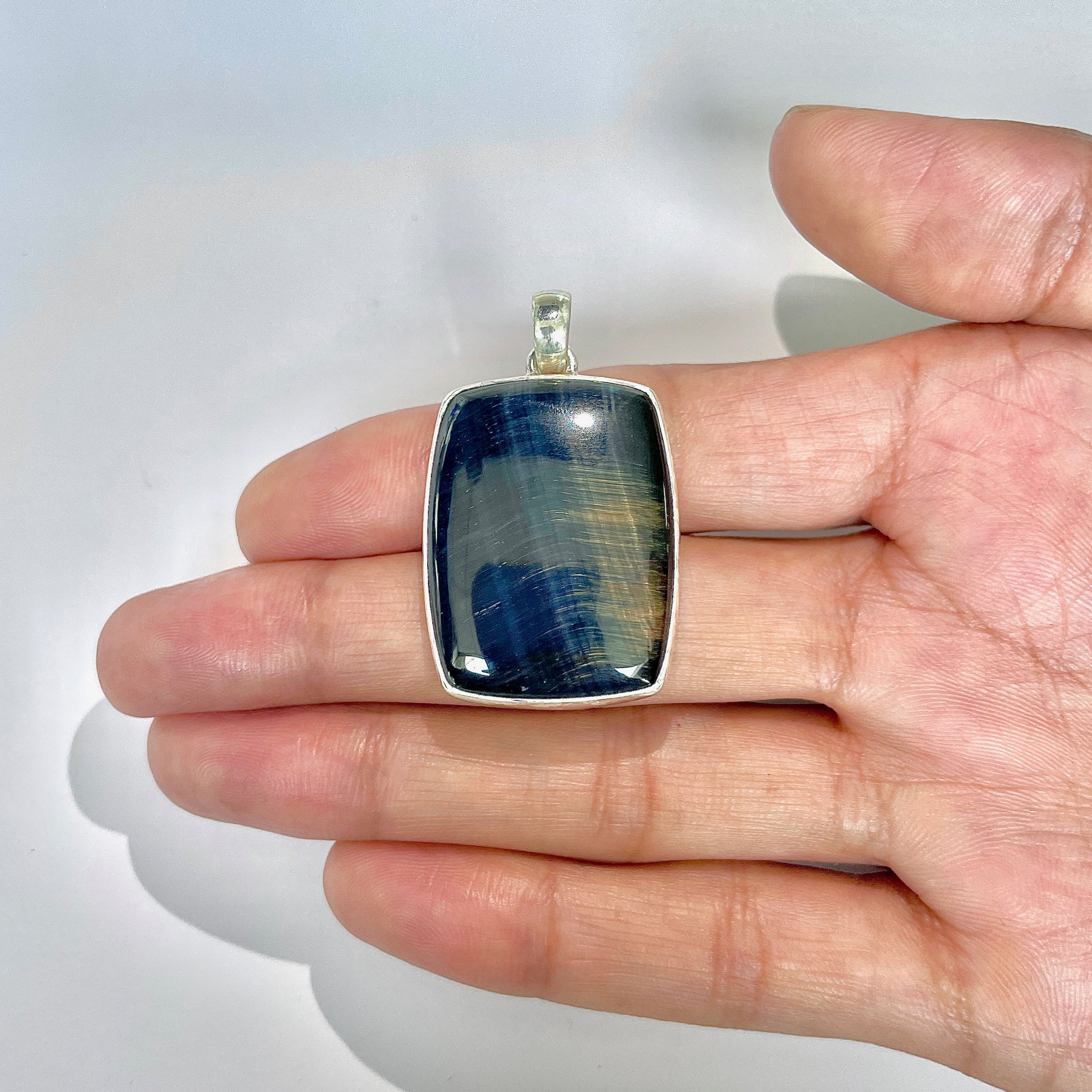 Blue Tiger Eye Pendant-(BTE-1-11)