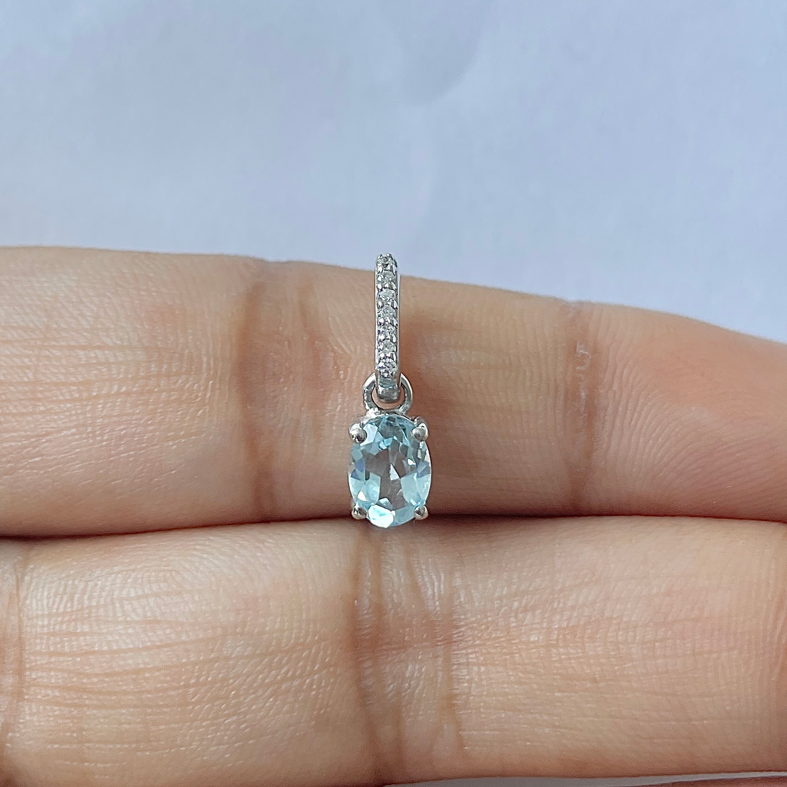 Blue Topaz Pendant-(BTZ-RDP-915)