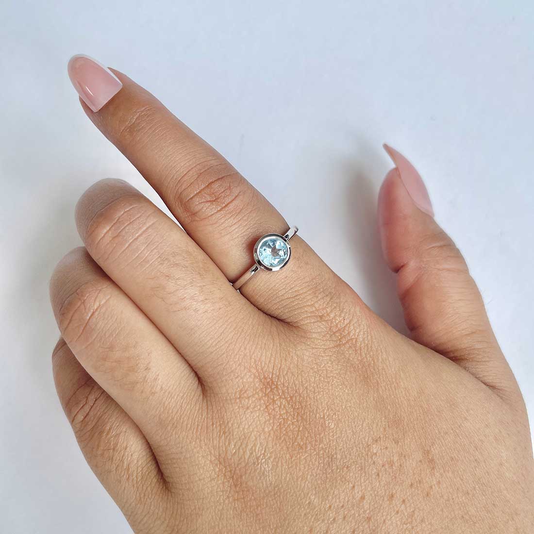 Blue Topaz Ring-(BTZ-RDR-237.)