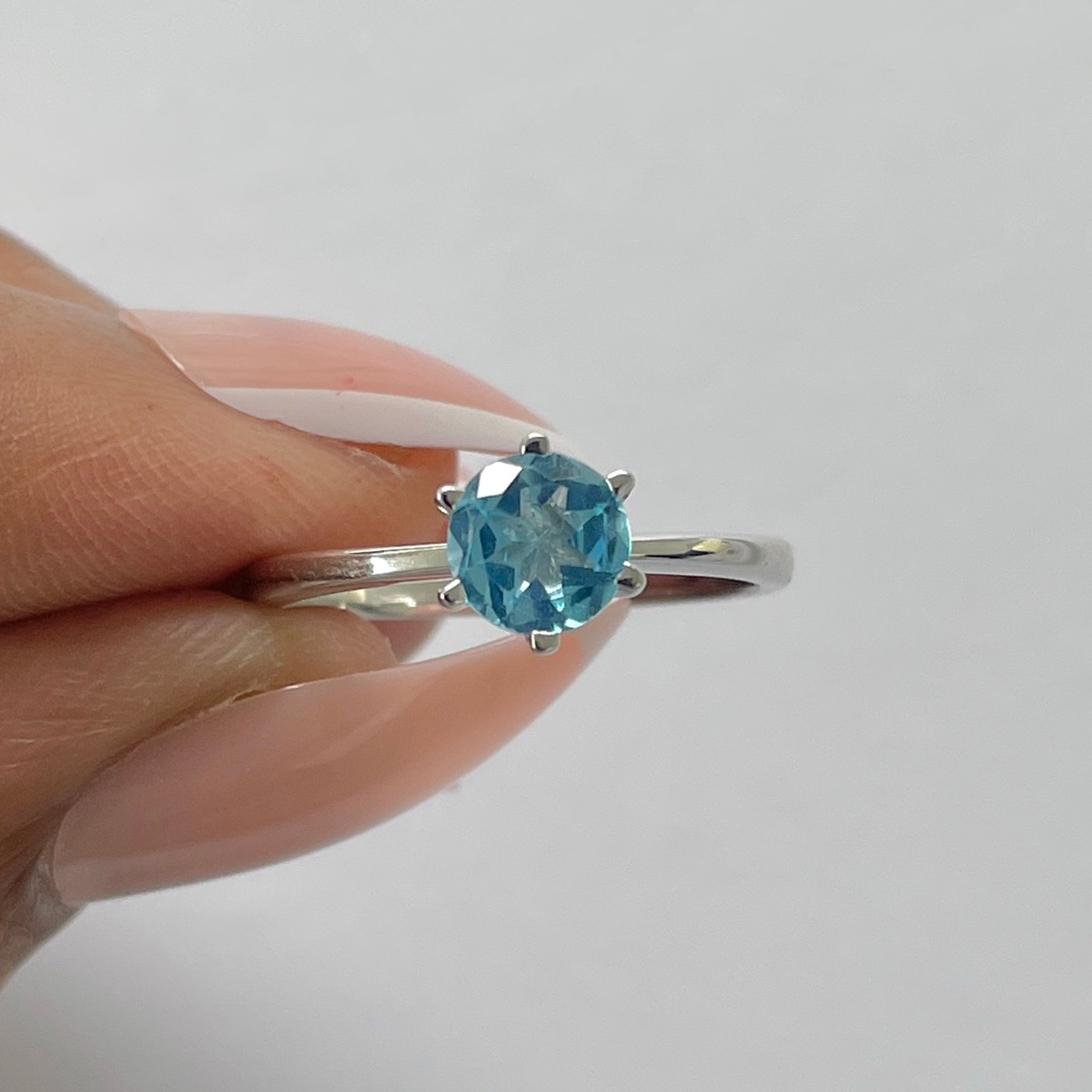 Blue Topaz Ring-(BTZ-RDR-2463.)