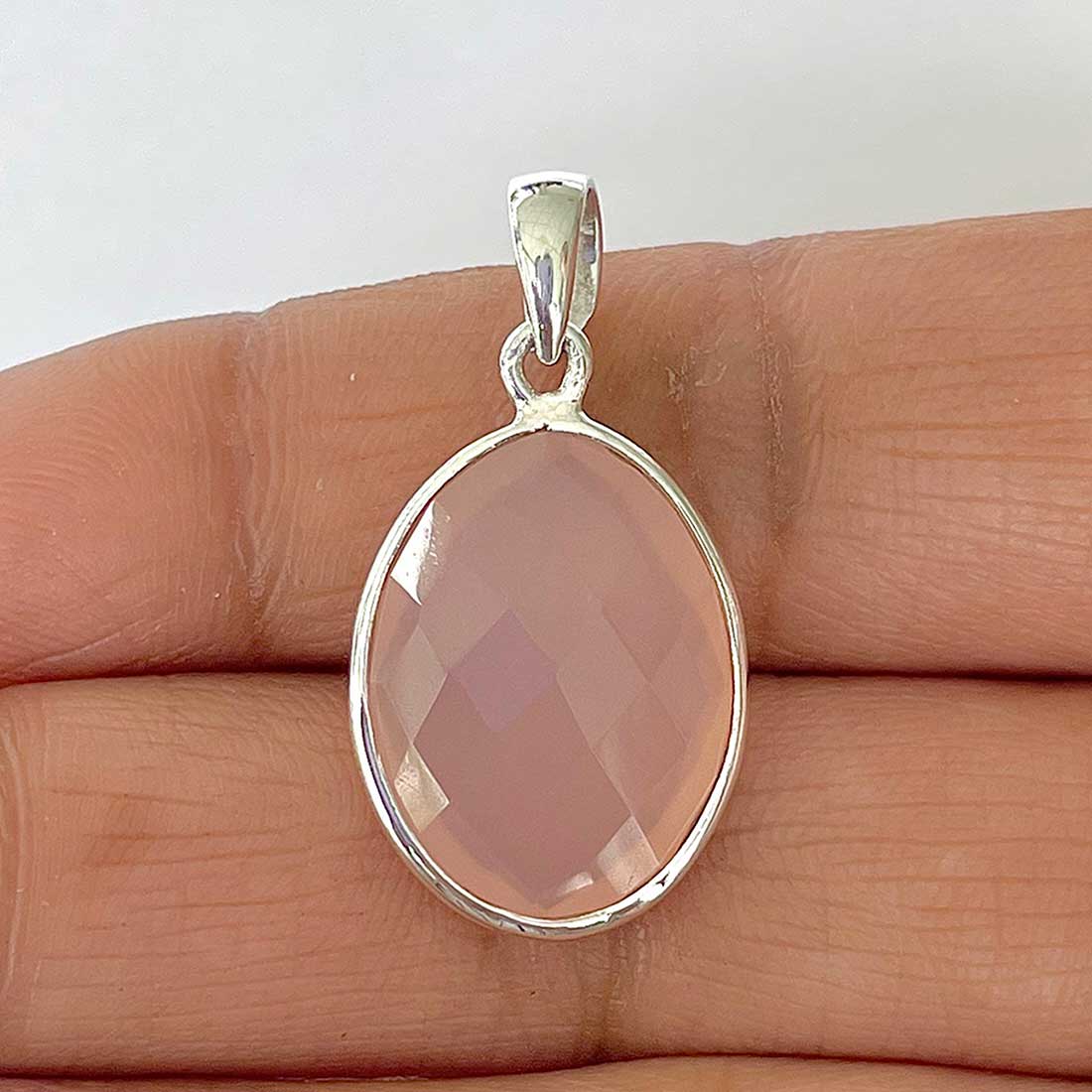 Chalcedony Pendant-(CHD-1-38)