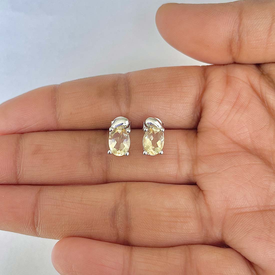 Citrine Stud Earring-(CIT-RDE-28)
