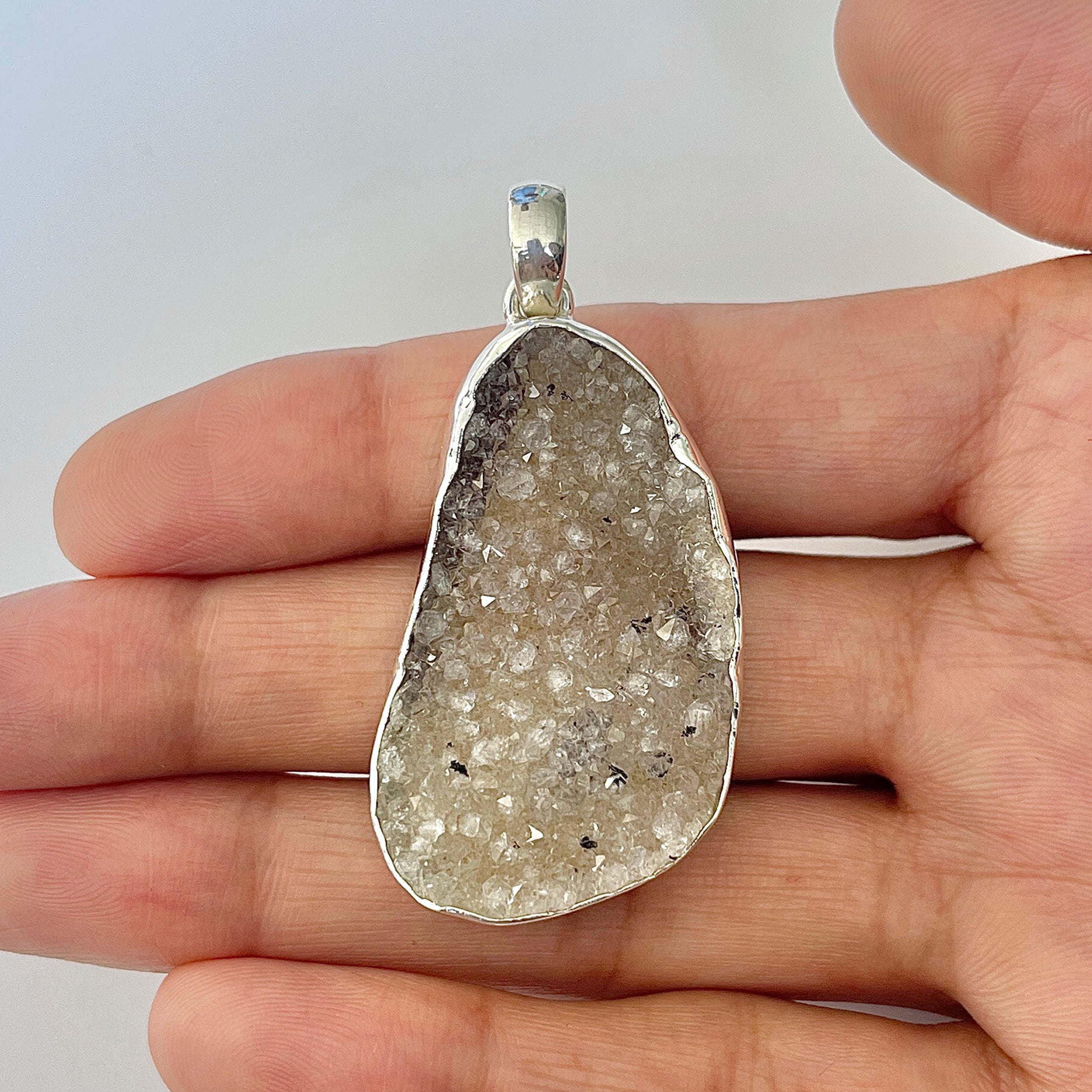 Natural Druzy Pendant-(DRZ-1-1)