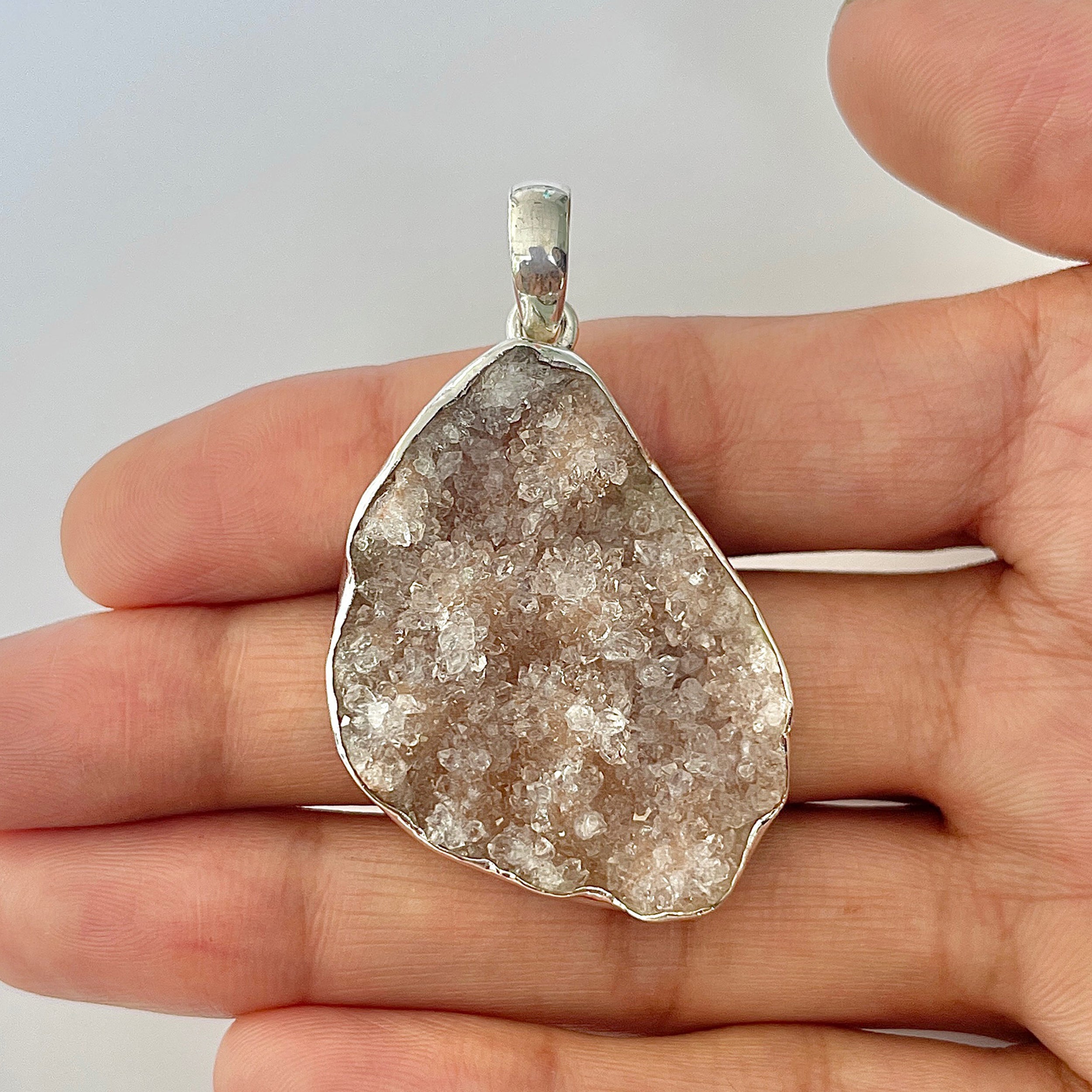 Natural Druzy Pendant-(DRZ-1-17)