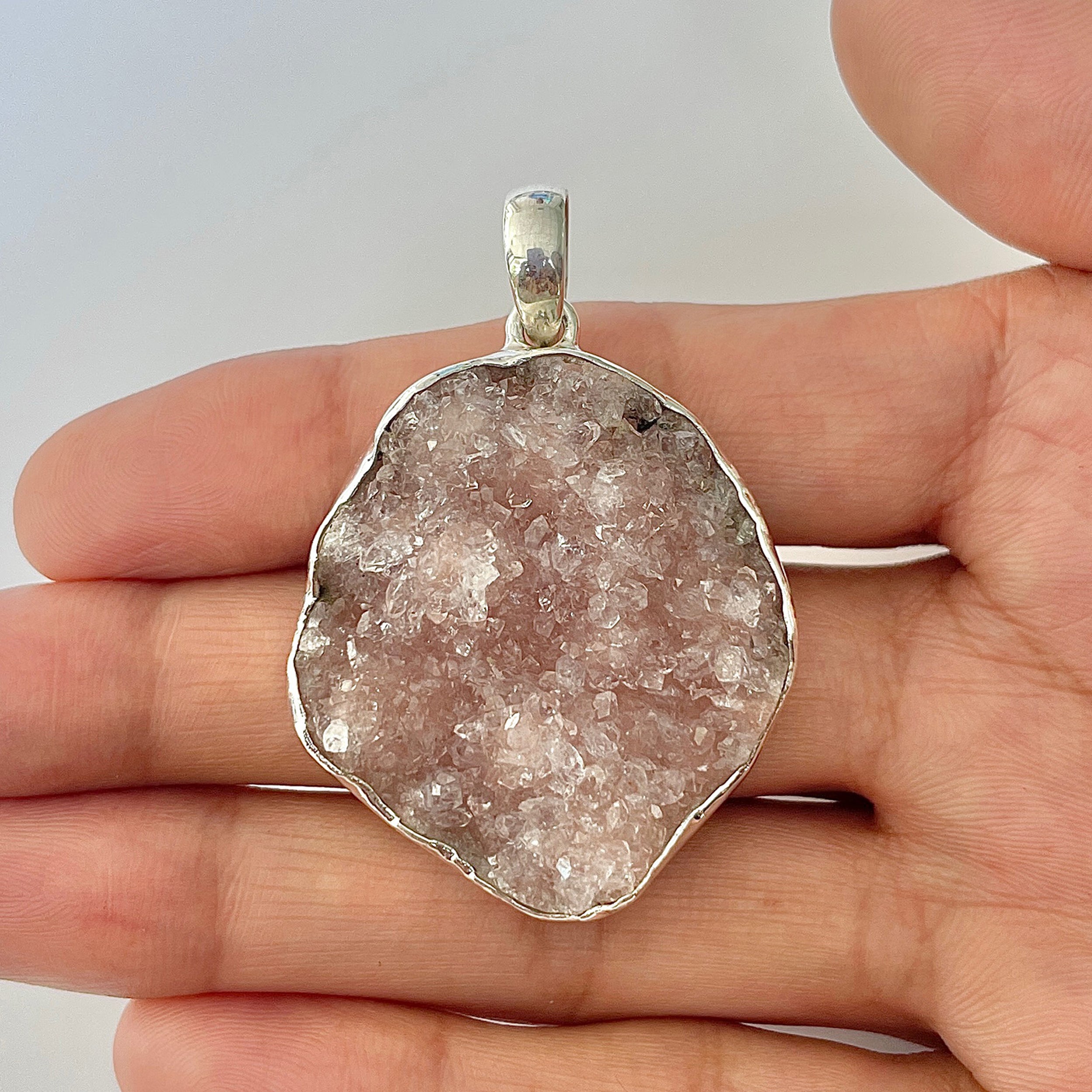 Natural Druzy Pendant-(DRZ-1-9)