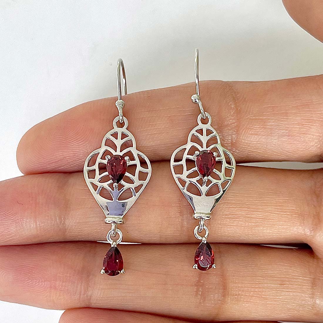 Garnet Earring-(GAR-RDE-67)