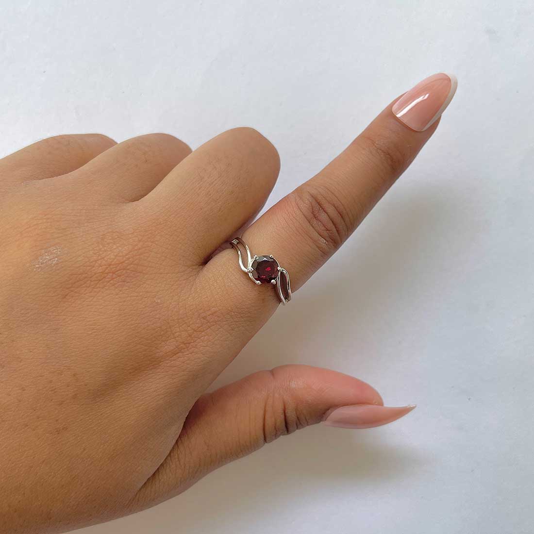 Garnet Ring-(GAR-RDR-5.)