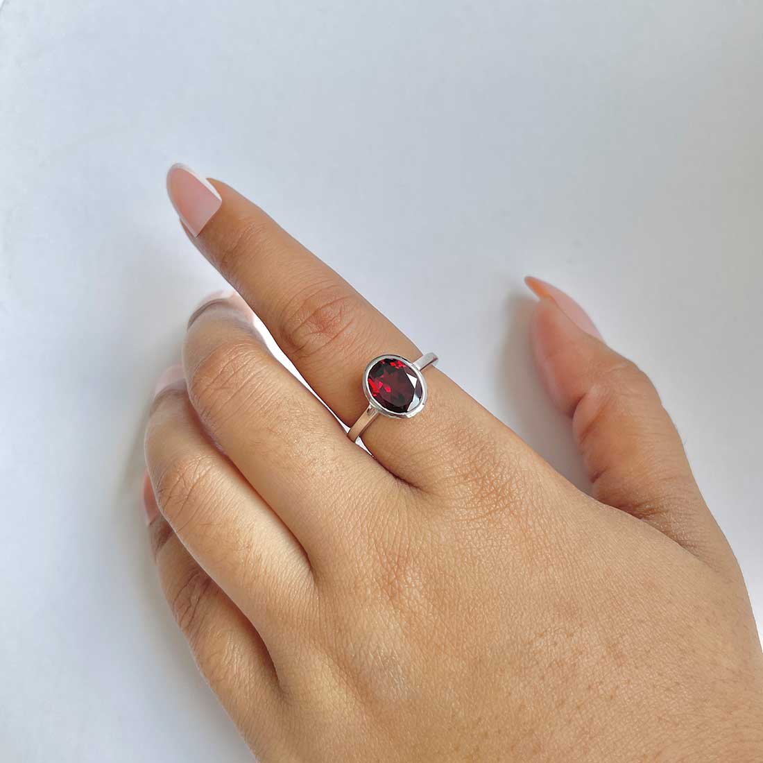 Garnet Ring-(GAR-RDR-1623.)