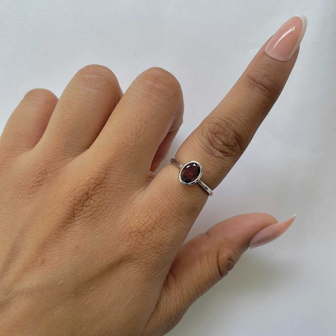 Garnet Ring-(GAR-RDR-248.)