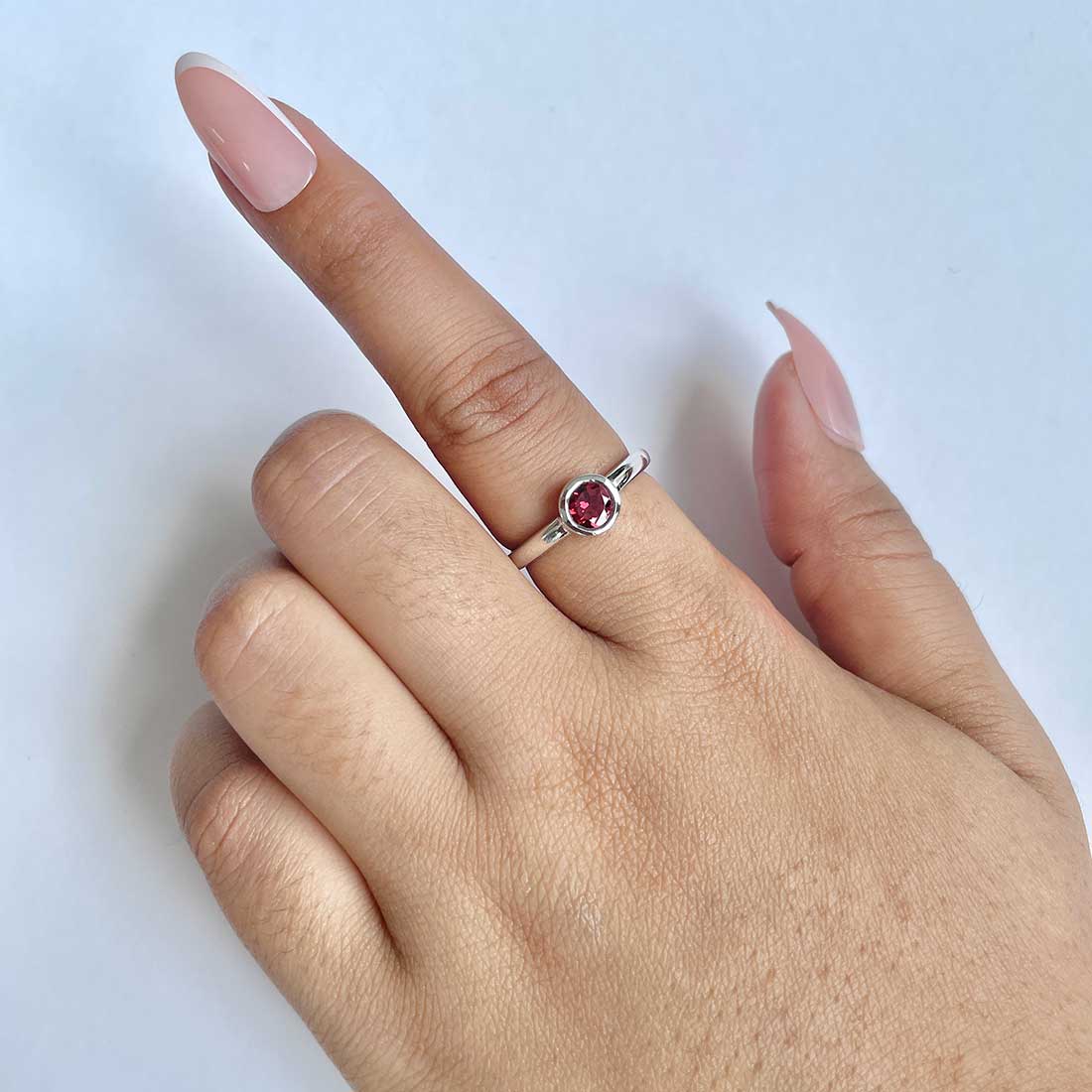 Garnet Ring-(GAR-RDR-4029.)