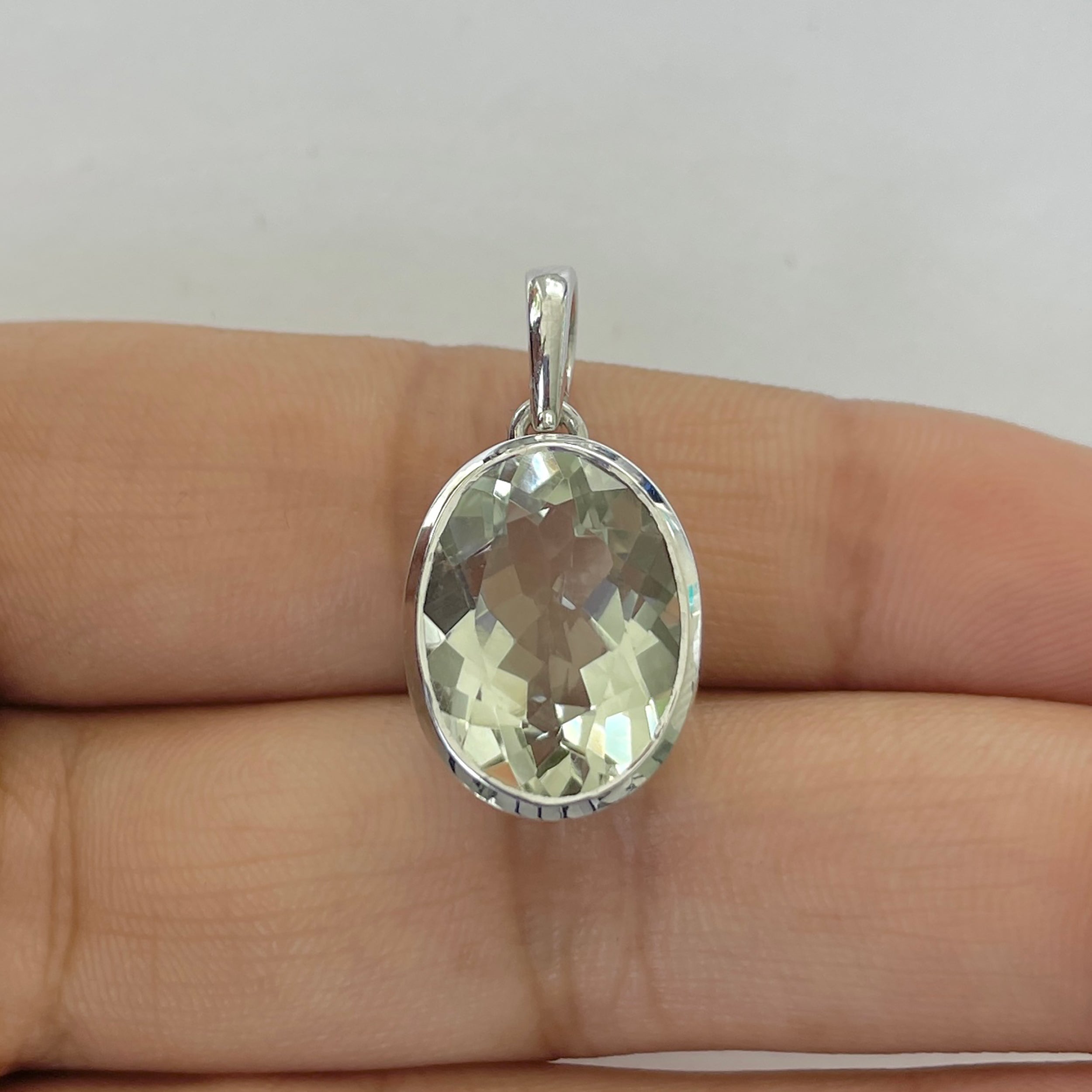 Green Amethyst Pendant-(GRA-RDP-458)
