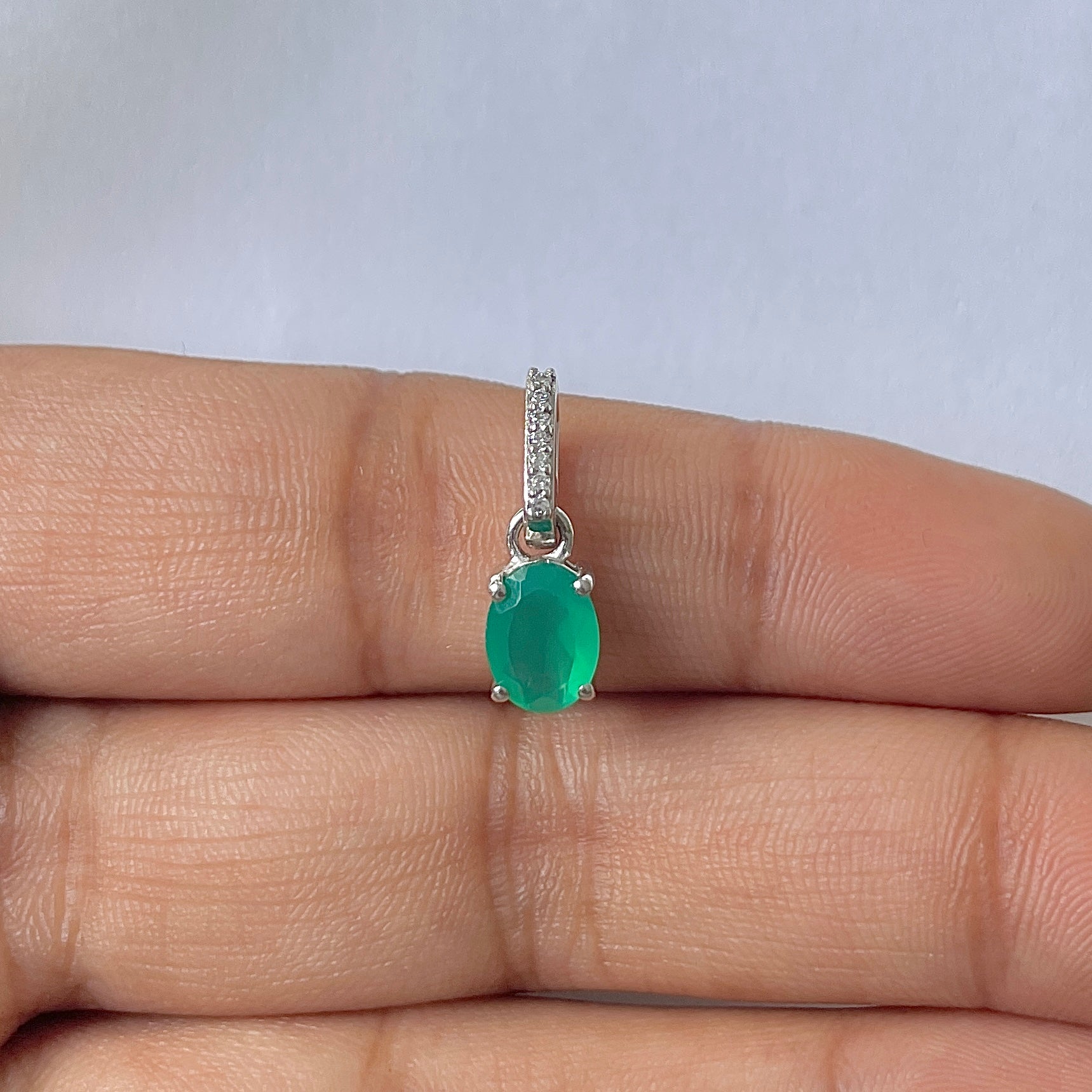 Green Onyx Pendant-(GRO-RDP-920)