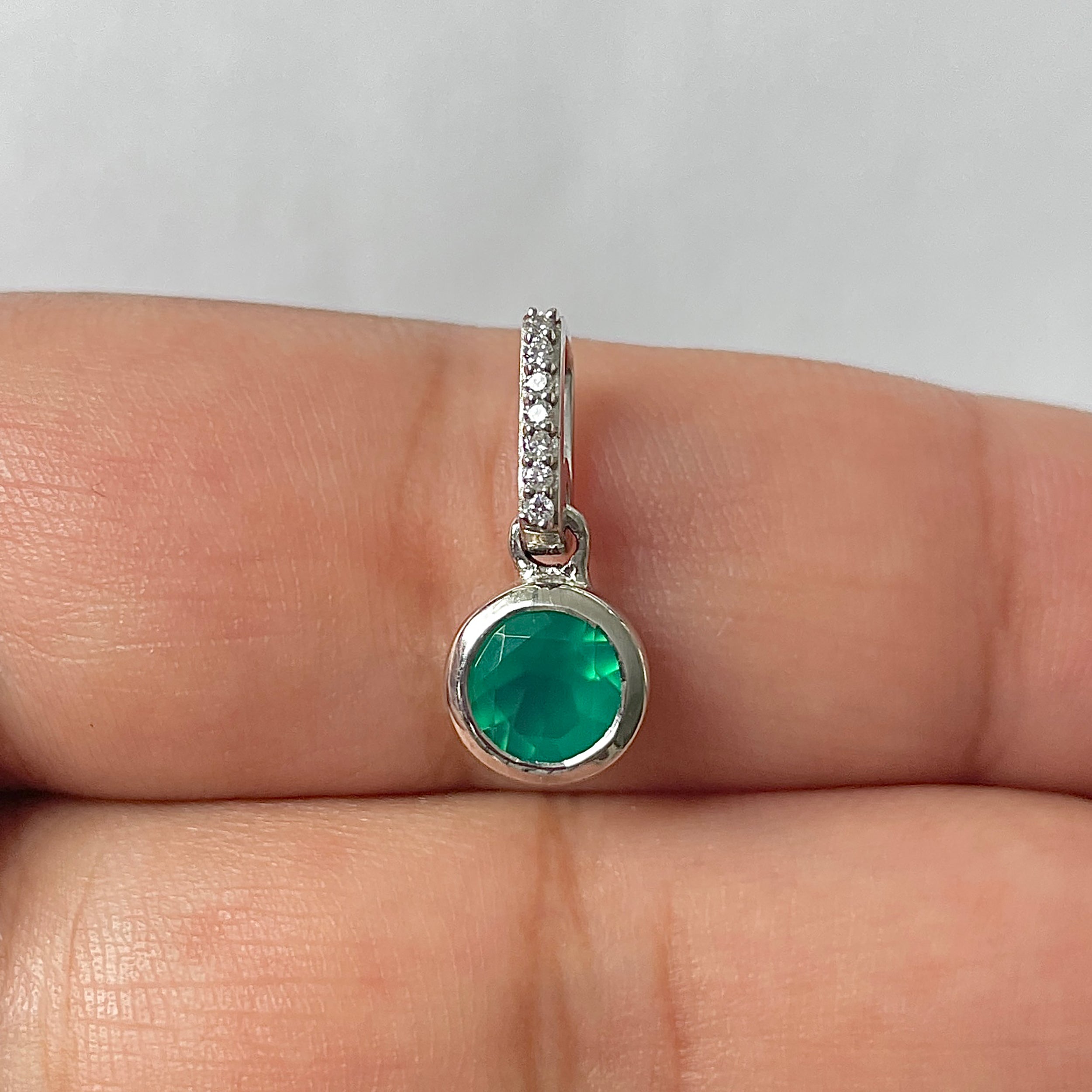 Green Onyx Pendant-(GRO-RDP-958)